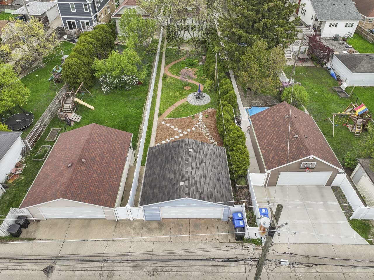 6628 N Onarga Avenue, Chicago, IL 60631