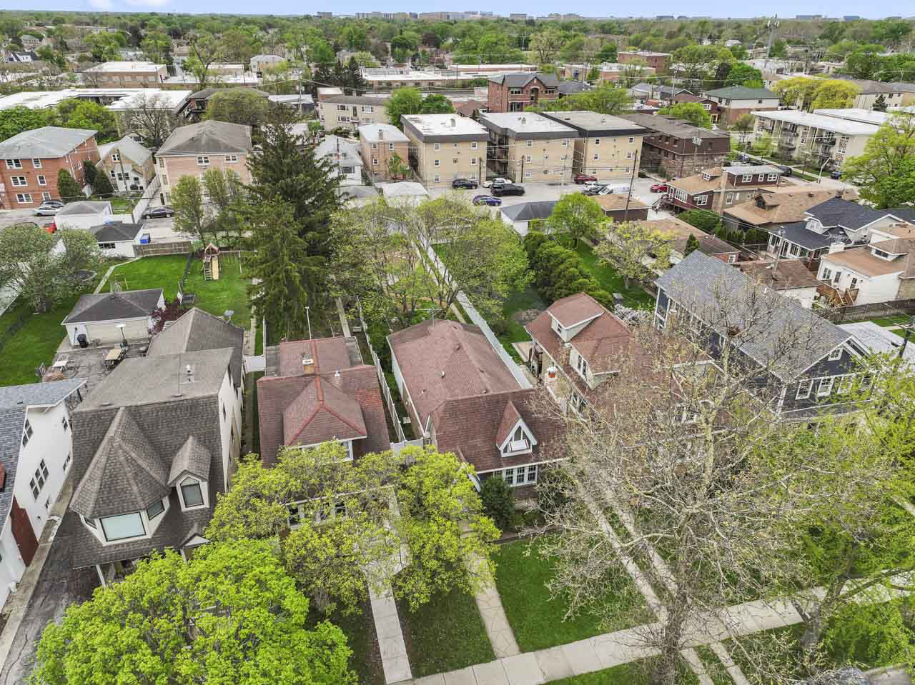 6628 N Onarga Avenue, Chicago, IL 60631