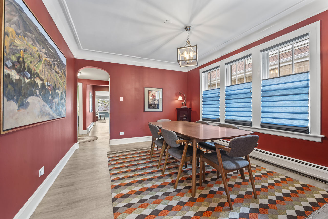 6628 N Onarga Avenue, Chicago, IL 60631