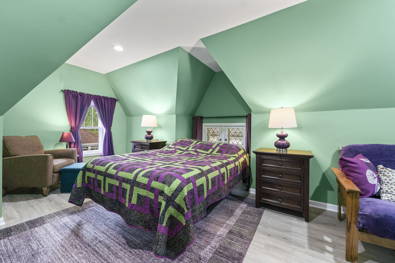 6628 N Onarga Avenue, Chicago, IL 60631