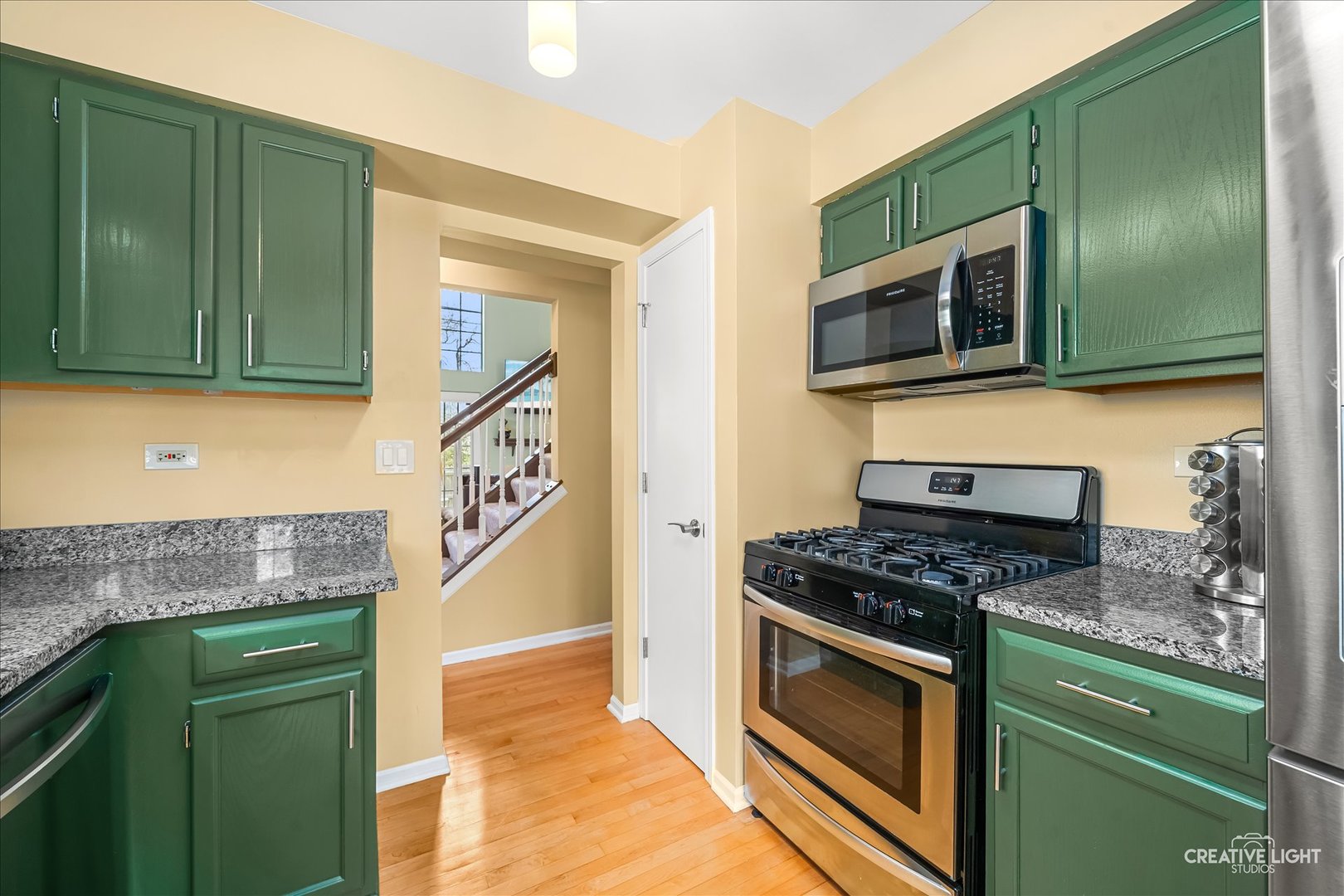 36 Townsend Circle, Naperville, IL 60565