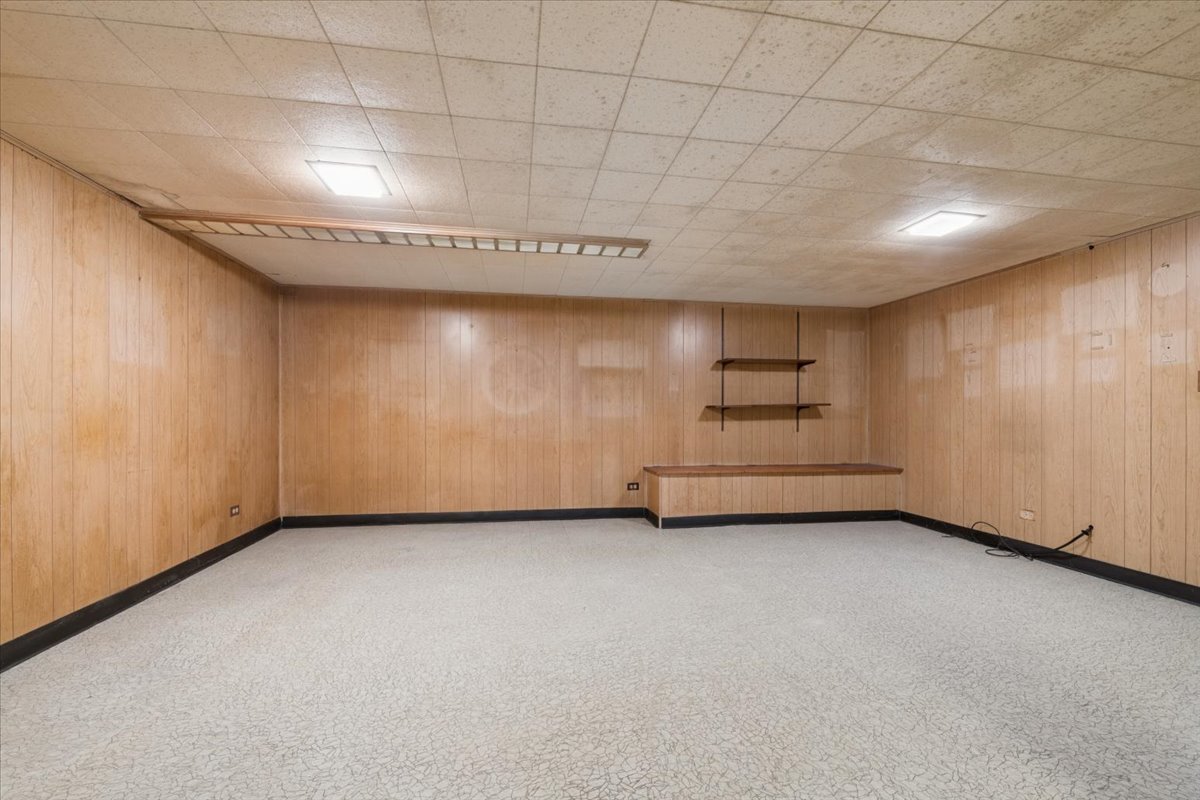 307 N Patton Avenue, Arlington Heights, IL 60005