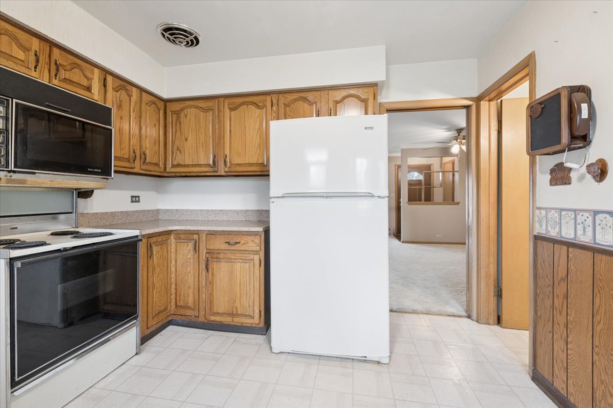 307 N Patton Avenue, Arlington Heights, IL 60005