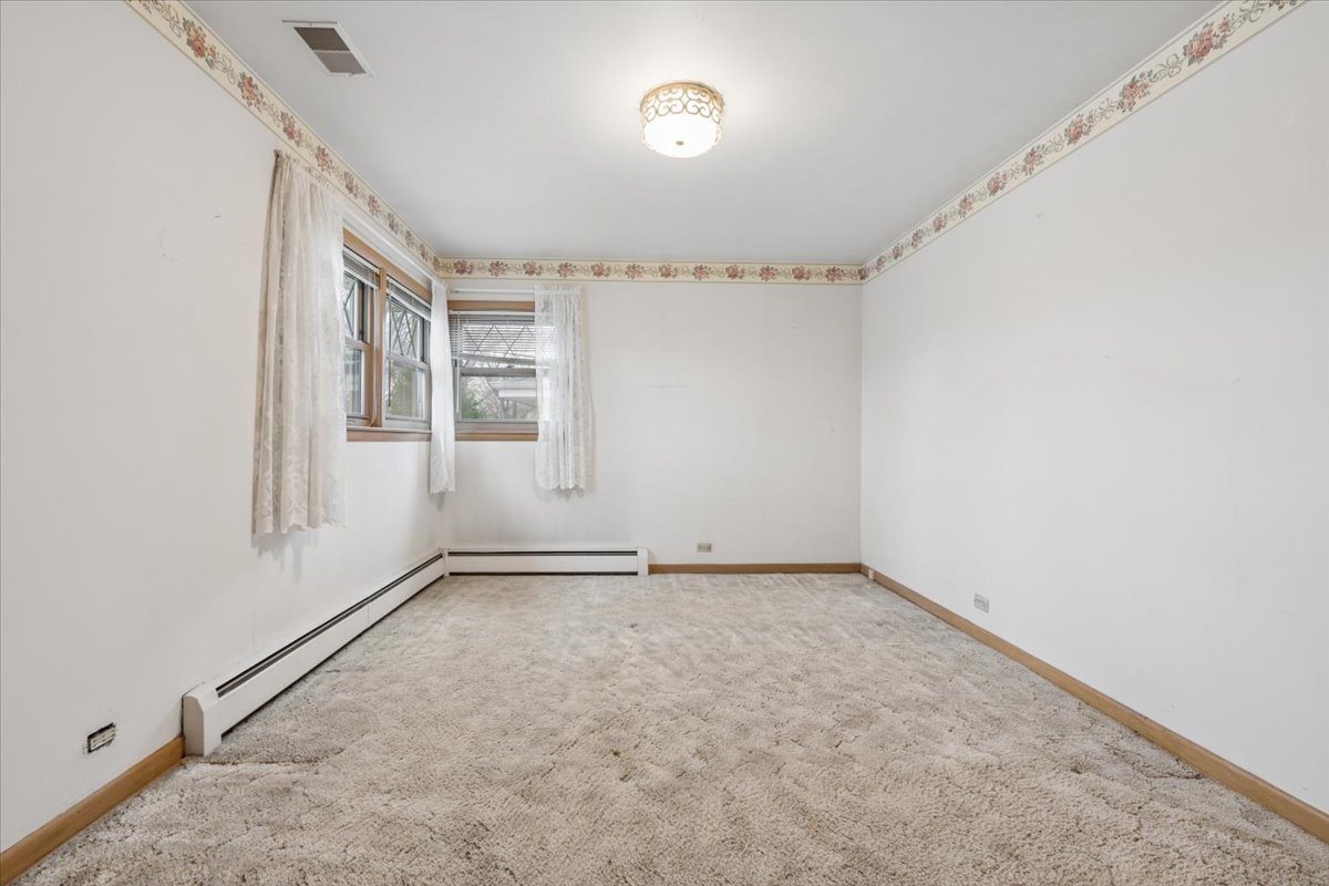 307 N Patton Avenue, Arlington Heights, IL 60005