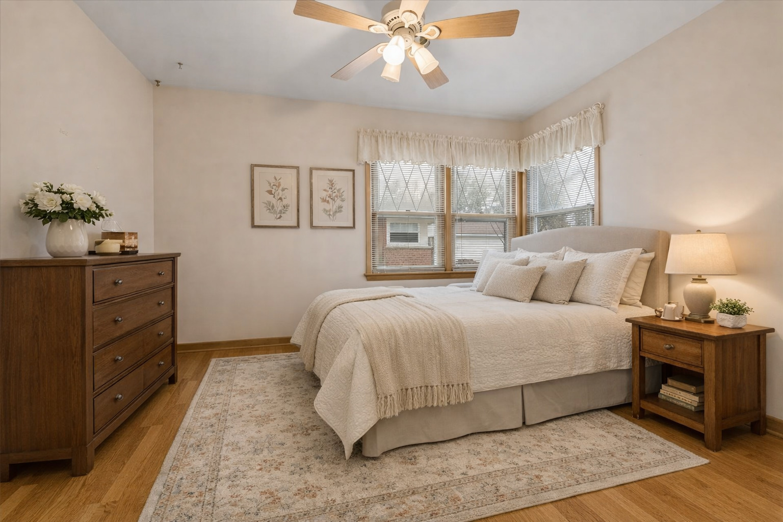 307 N Patton Avenue, Arlington Heights, IL 60005