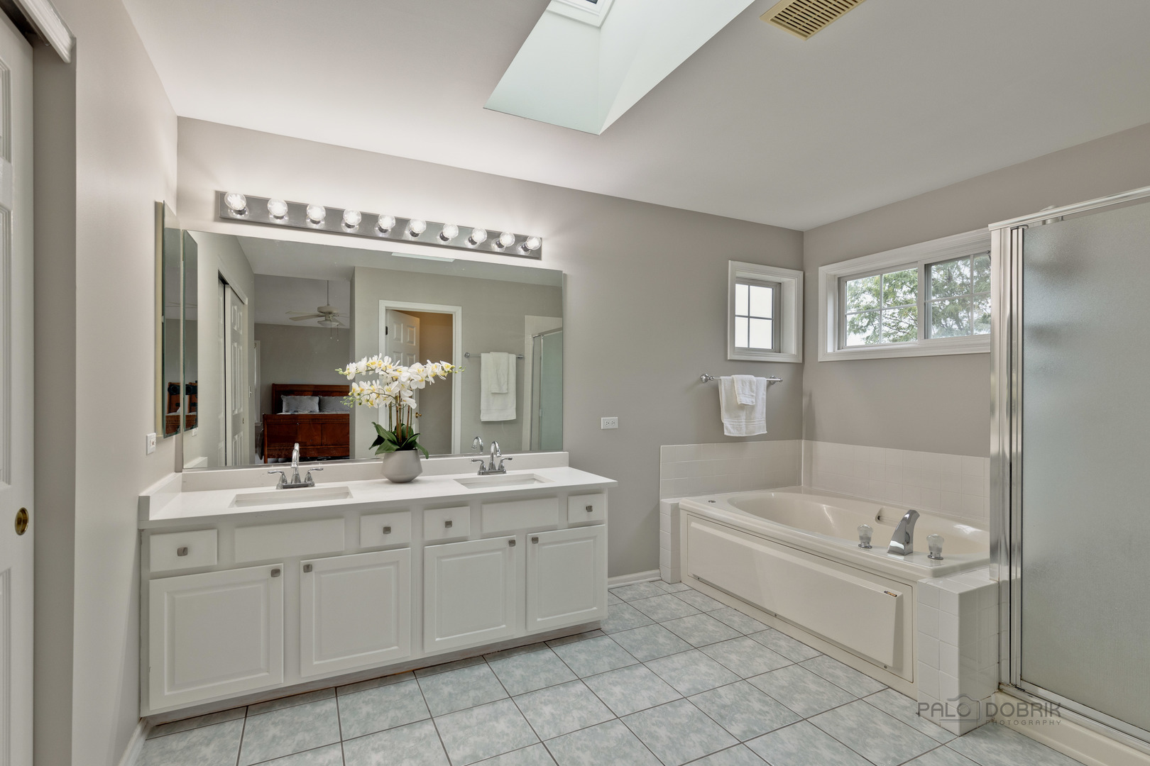 2213 Apple Hill Lane, Buffalo Grove, IL 60089