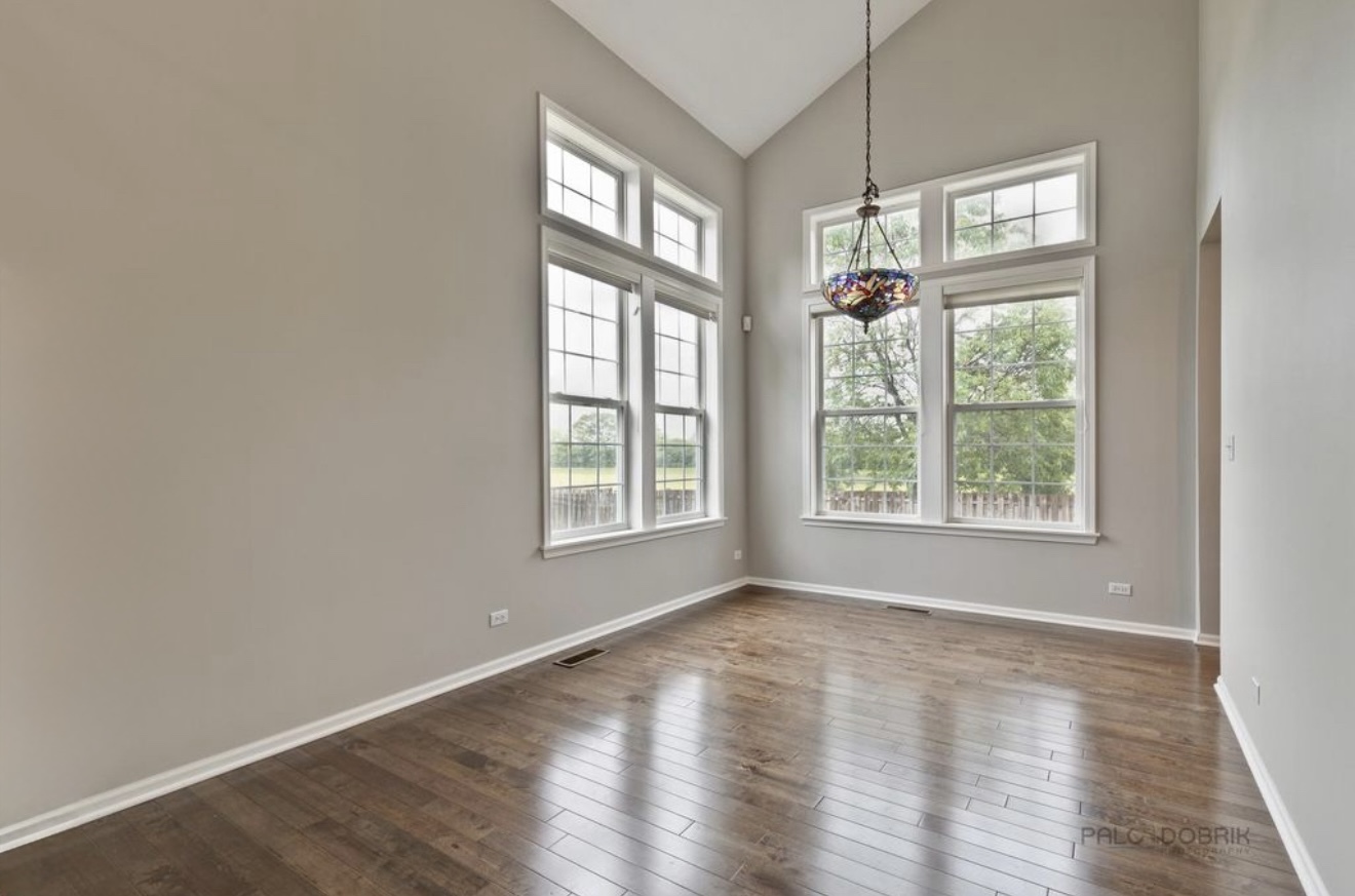 2213 Apple Hill Lane, Buffalo Grove, IL 60089