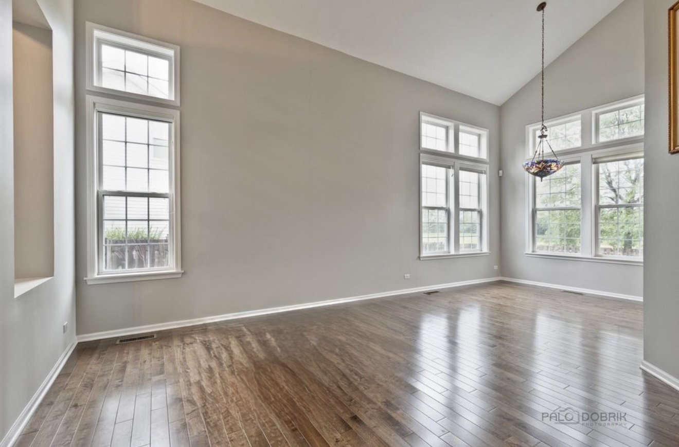 2213 Apple Hill Lane, Buffalo Grove, IL 60089