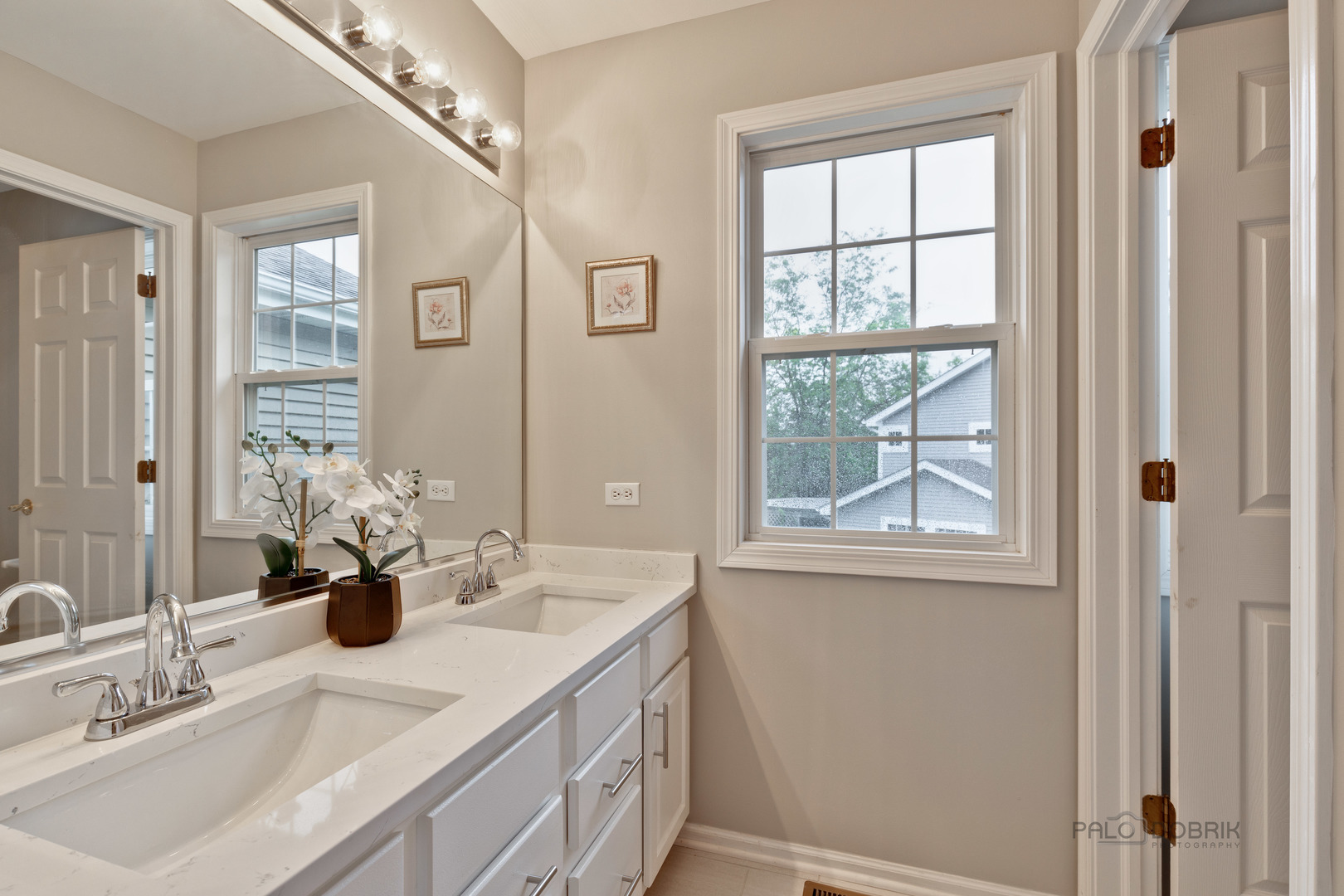 2213 Apple Hill Lane, Buffalo Grove, IL 60089