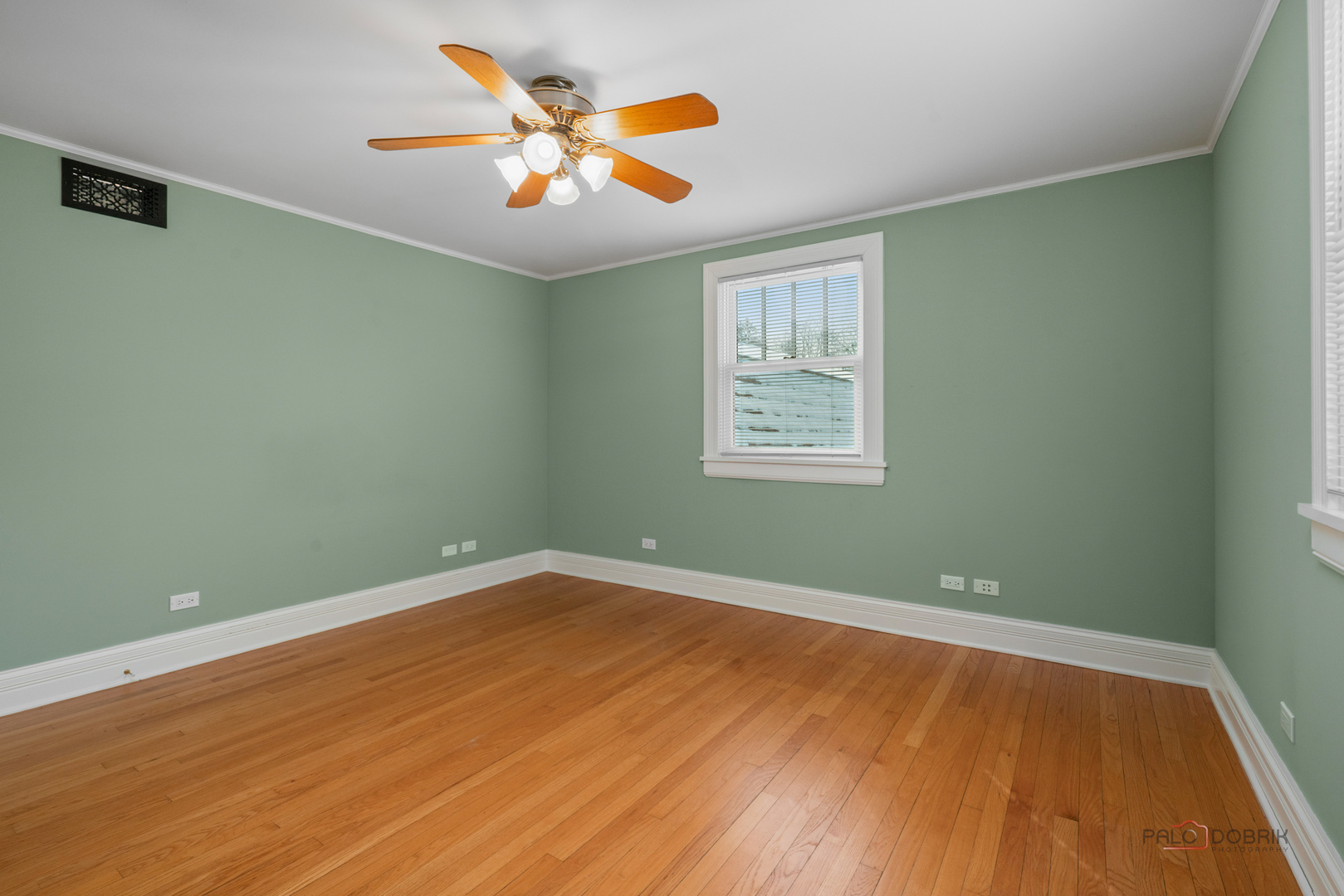 405 Voltz Road, Northbrook, IL 60062