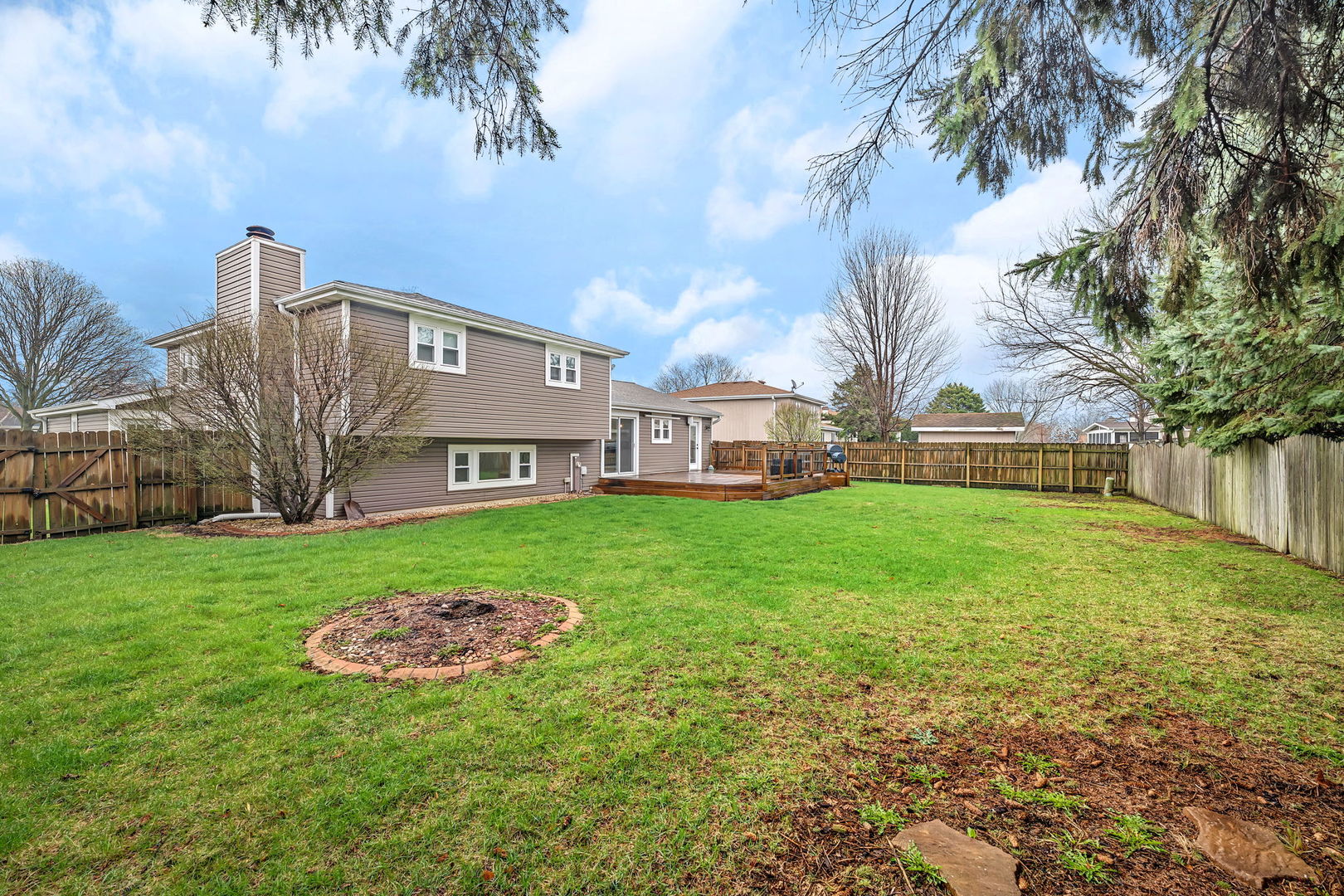 1111 Harvest Drive, Shorewood, IL 60404