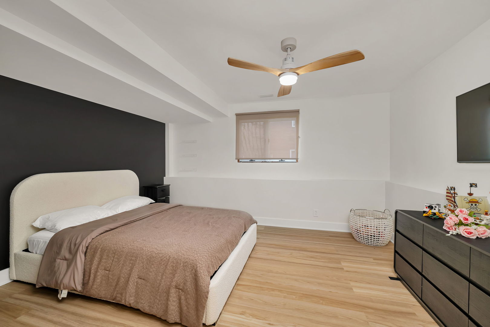 1111 Harvest Drive, Shorewood, IL 60404