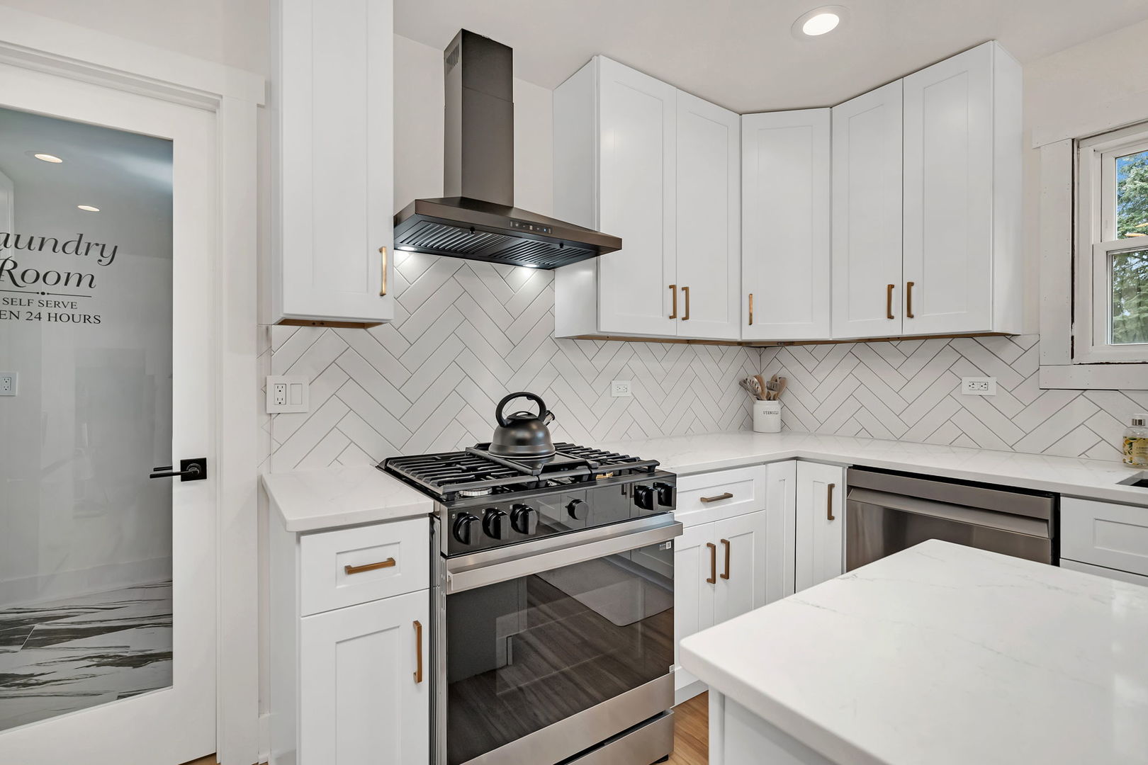 1111 Harvest Drive, Shorewood, IL 60404