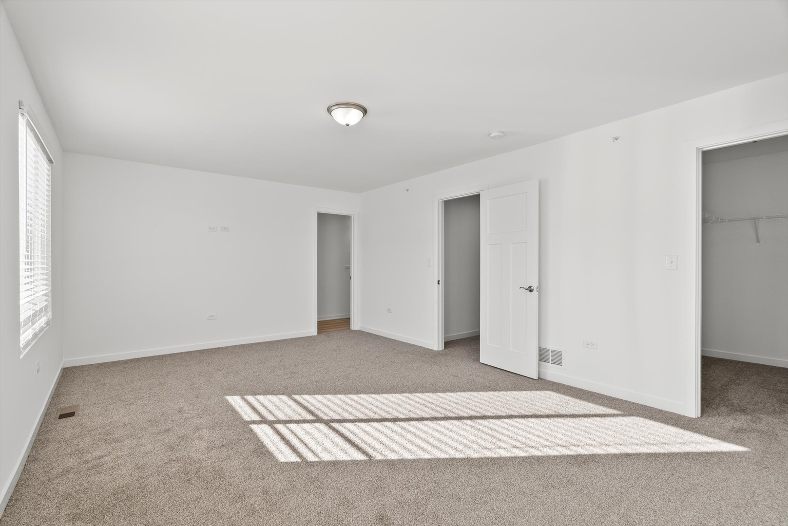 1054 Gillespie Lane #1054, Yorkville, IL 60560