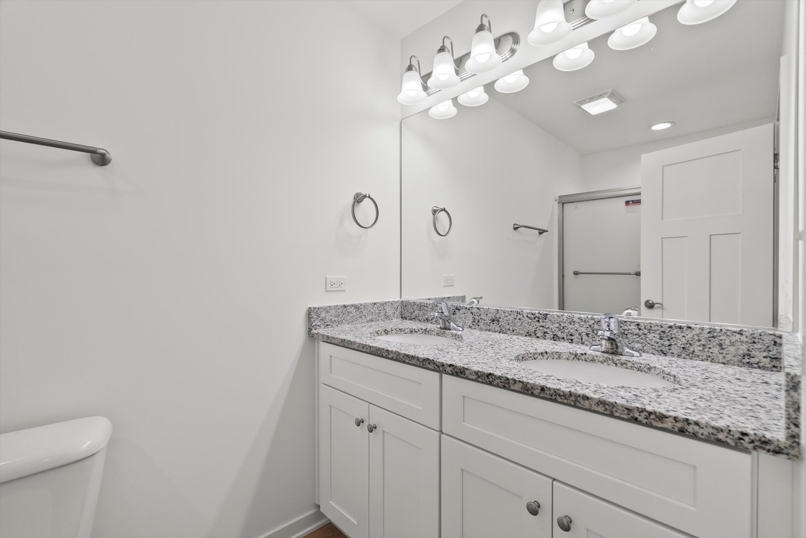 1054 Gillespie Lane #1054, Yorkville, IL 60560