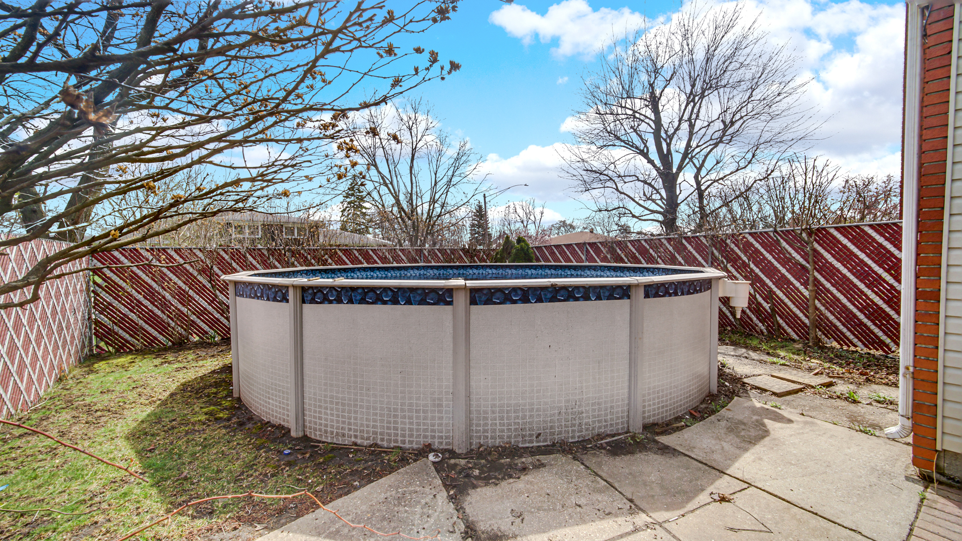 17525 Maple Avenue, Lansing, IL 60438