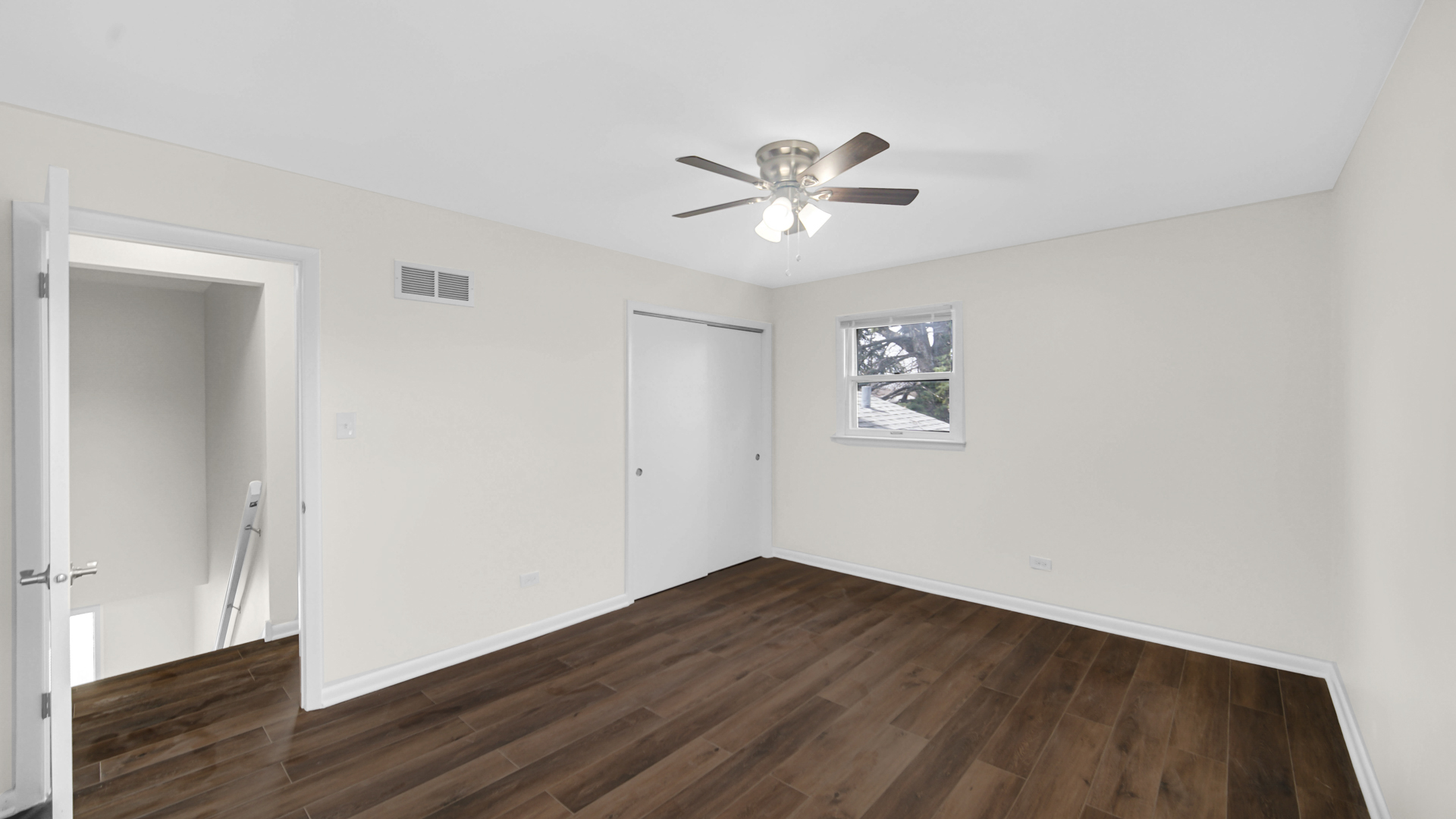 17525 Maple Avenue, Lansing, IL 60438