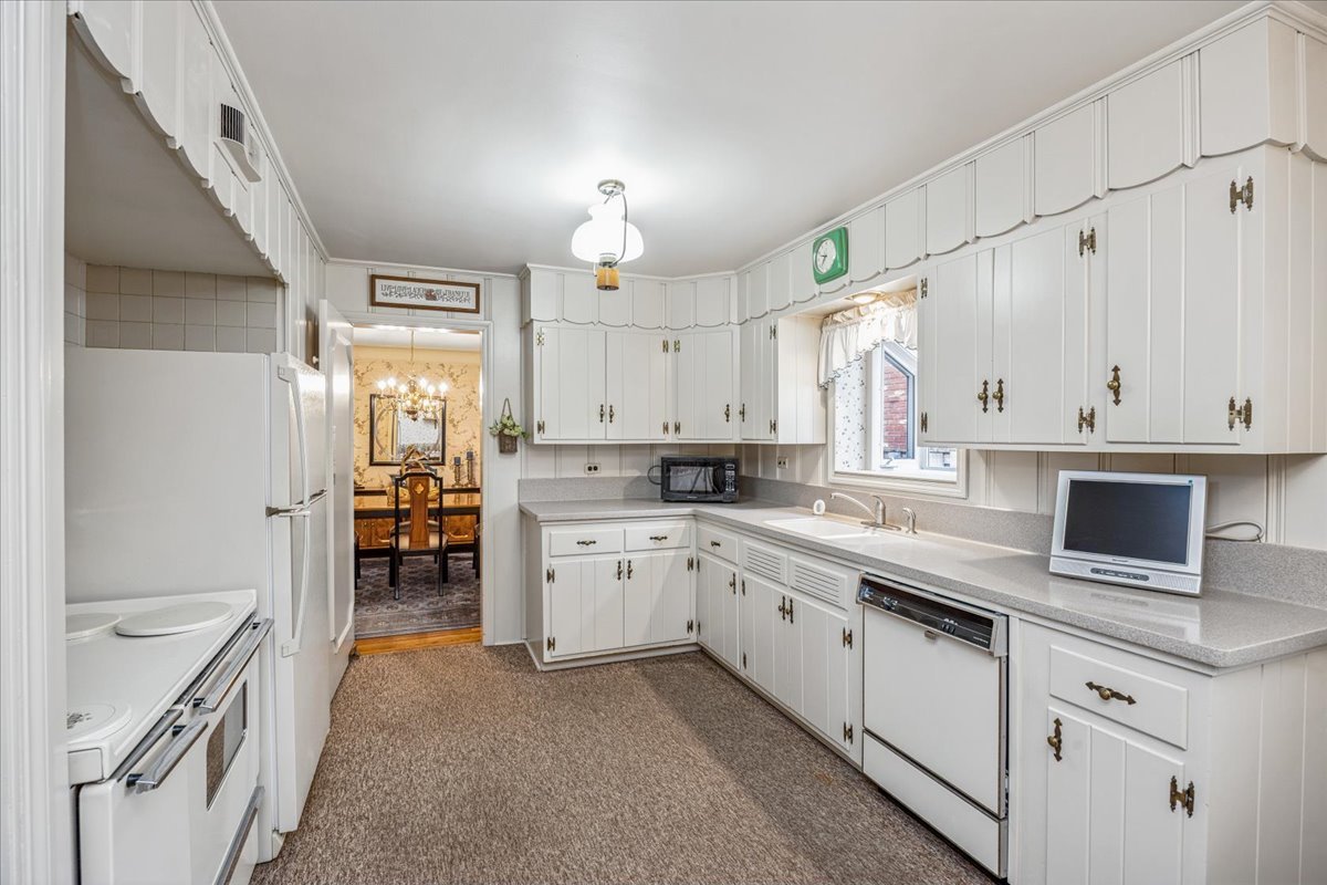 4100 Ellington Avenue, Western Springs, IL 60558