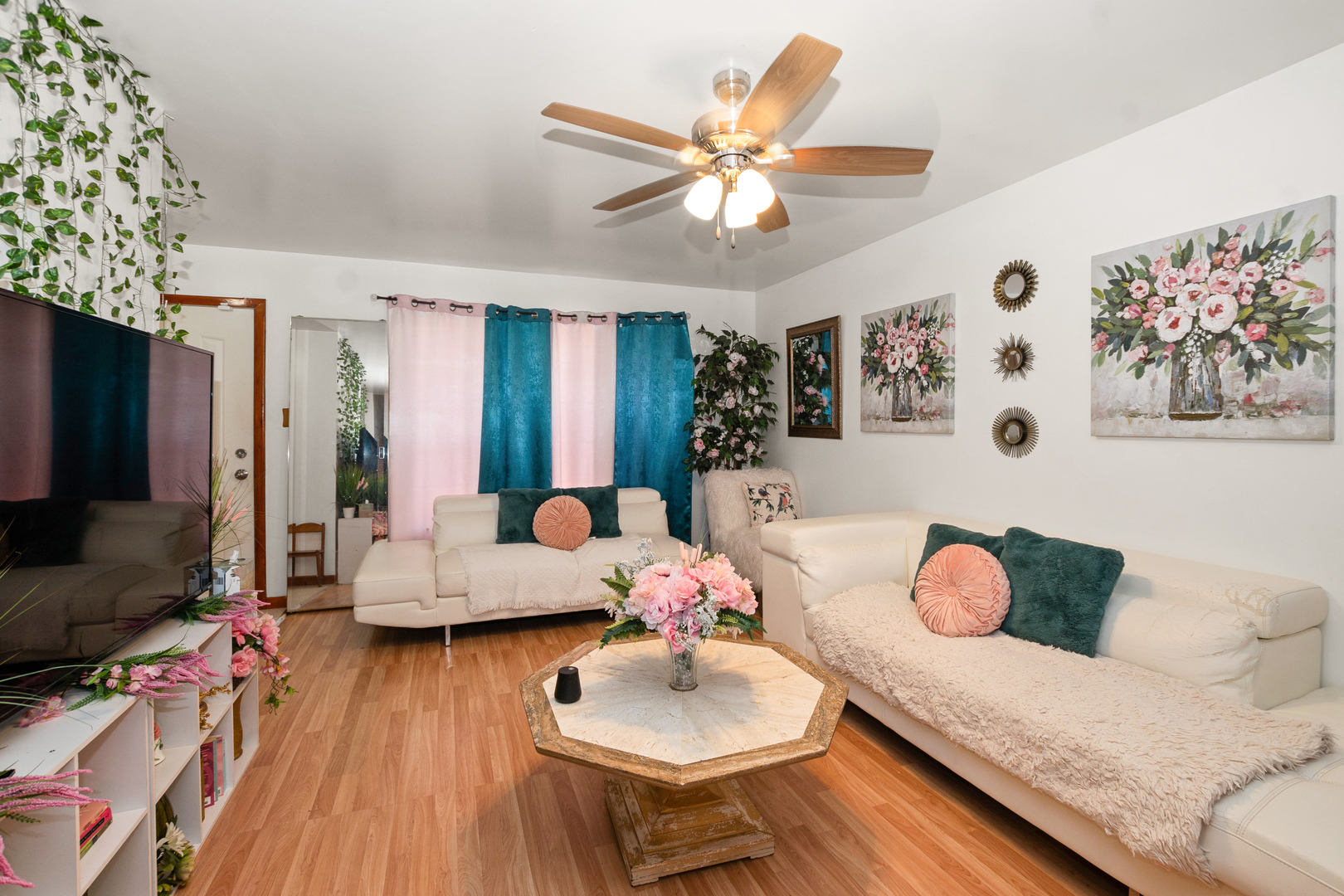 928 E 153rd Street, Phoenix, IL 60426