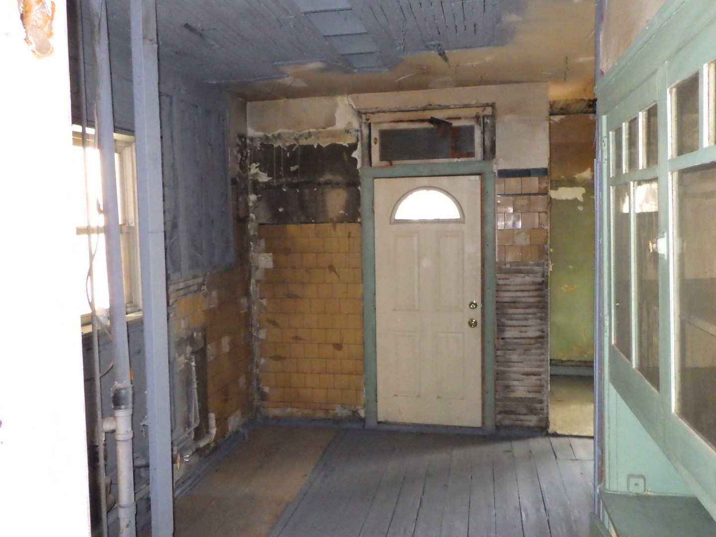 8223 S Ingleside Avenue, Chicago, IL 60619