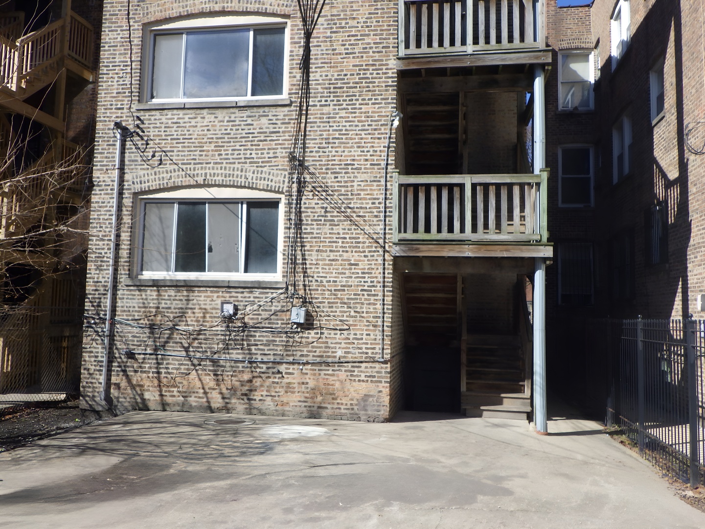 8223 S Ingleside Avenue, Chicago, IL 60619