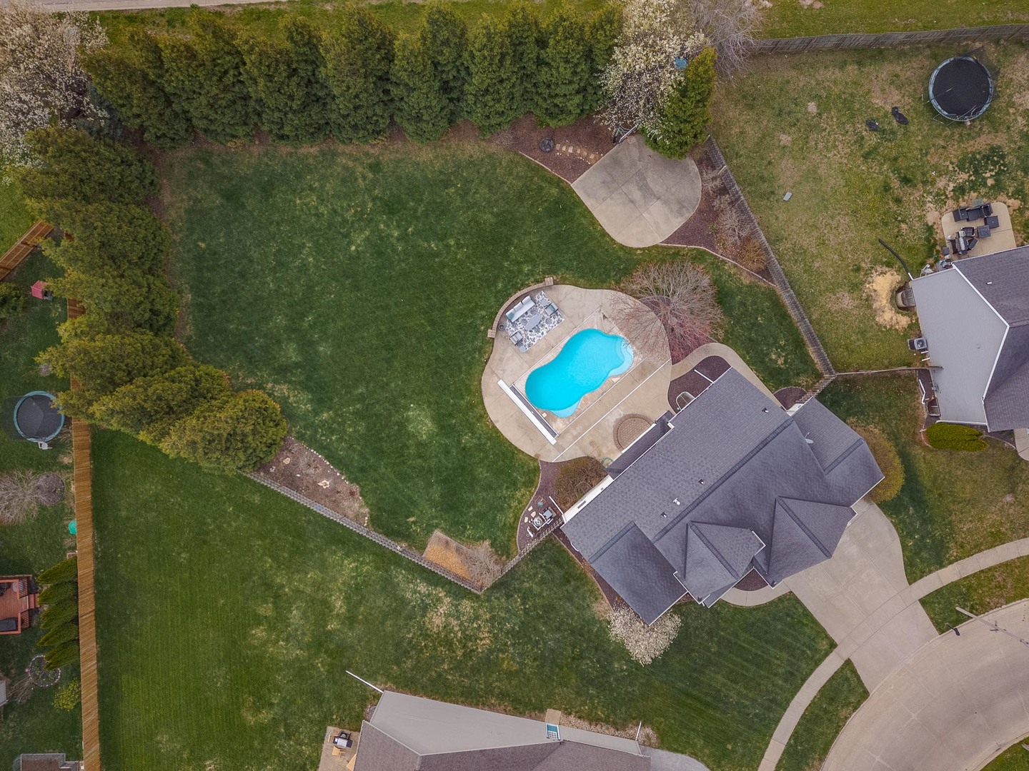 1510 Cashel Drive, Bloomington, IL 61704