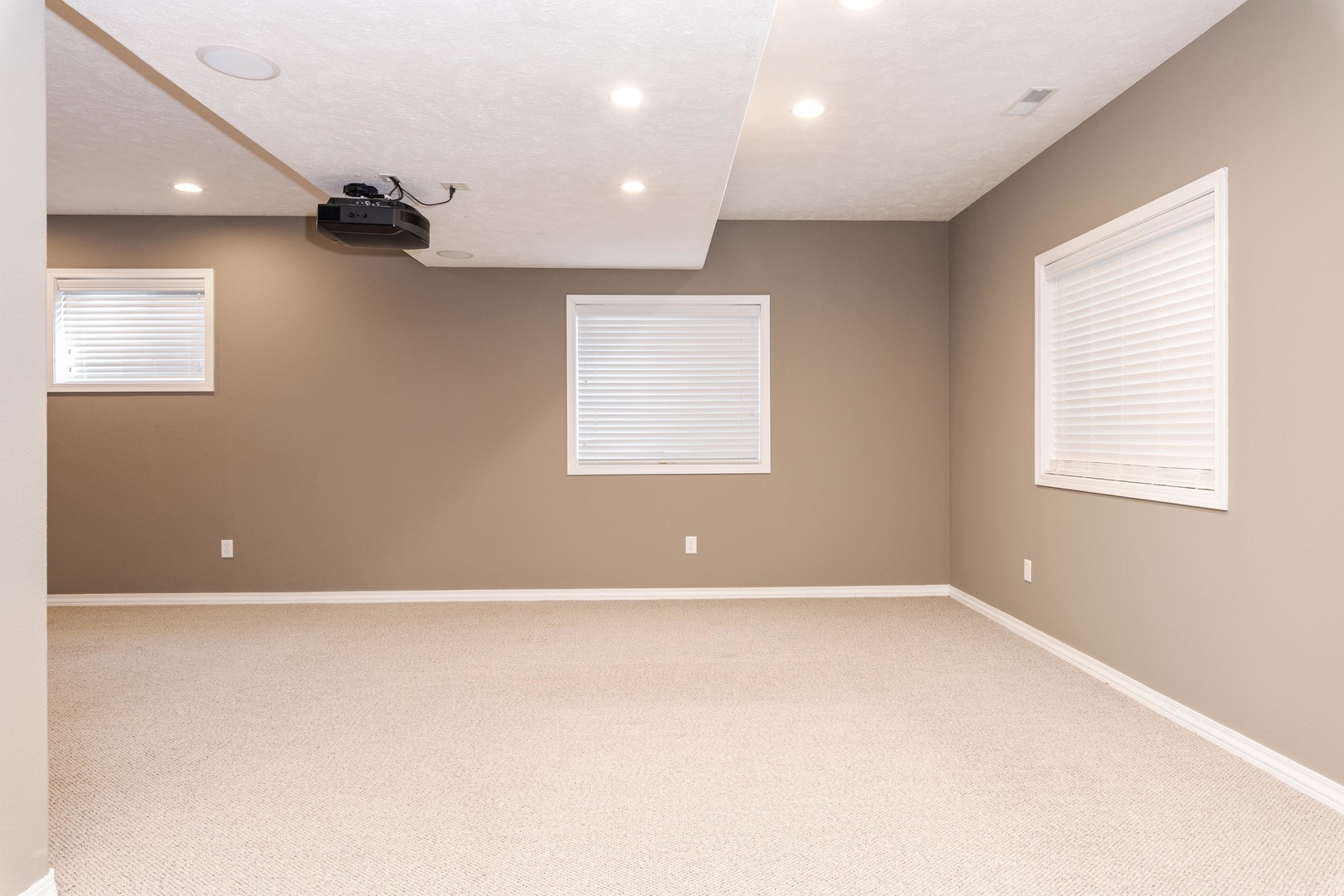 1510 Cashel Drive, Bloomington, IL 61704