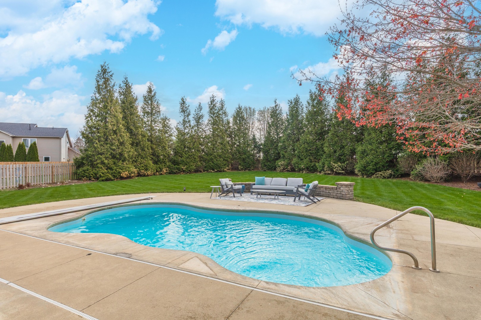 1510 Cashel Drive, Bloomington, IL 61704