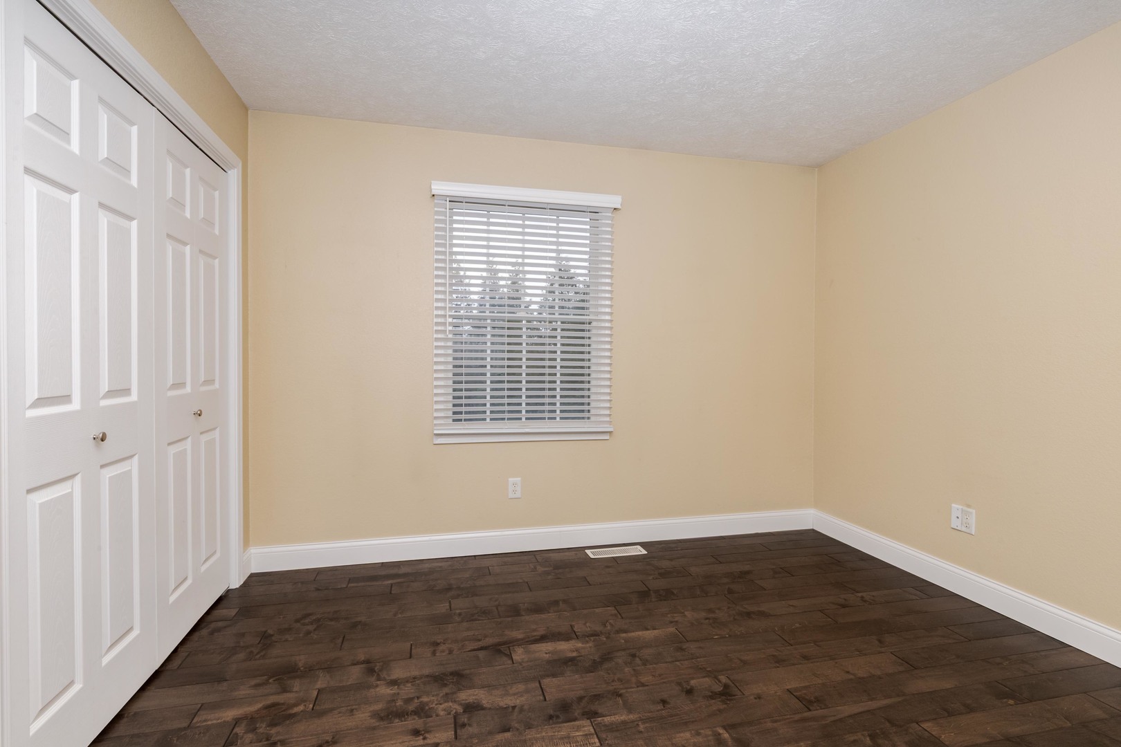 1510 Cashel Drive, Bloomington, IL 61704