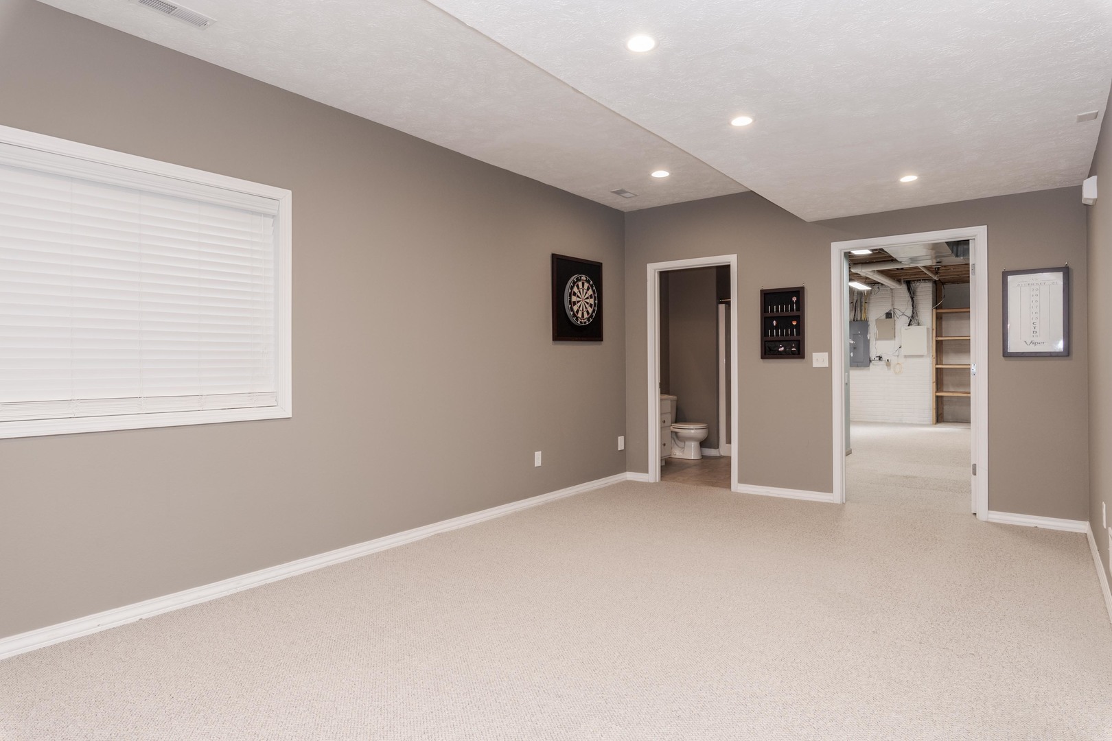 1510 Cashel Drive, Bloomington, IL 61704