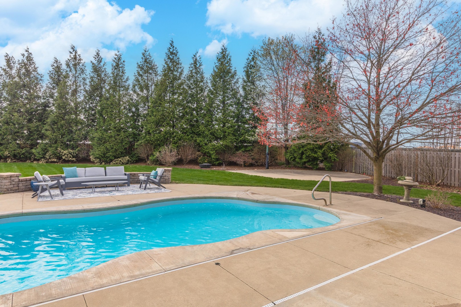 1510 Cashel Drive, Bloomington, IL 61704