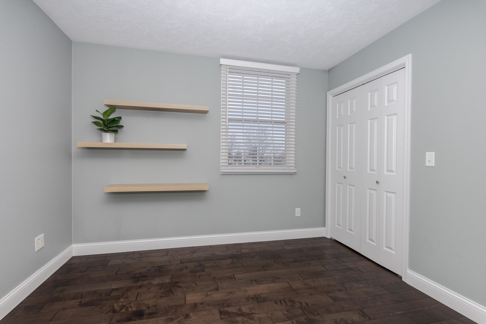 1510 Cashel Drive, Bloomington, IL 61704