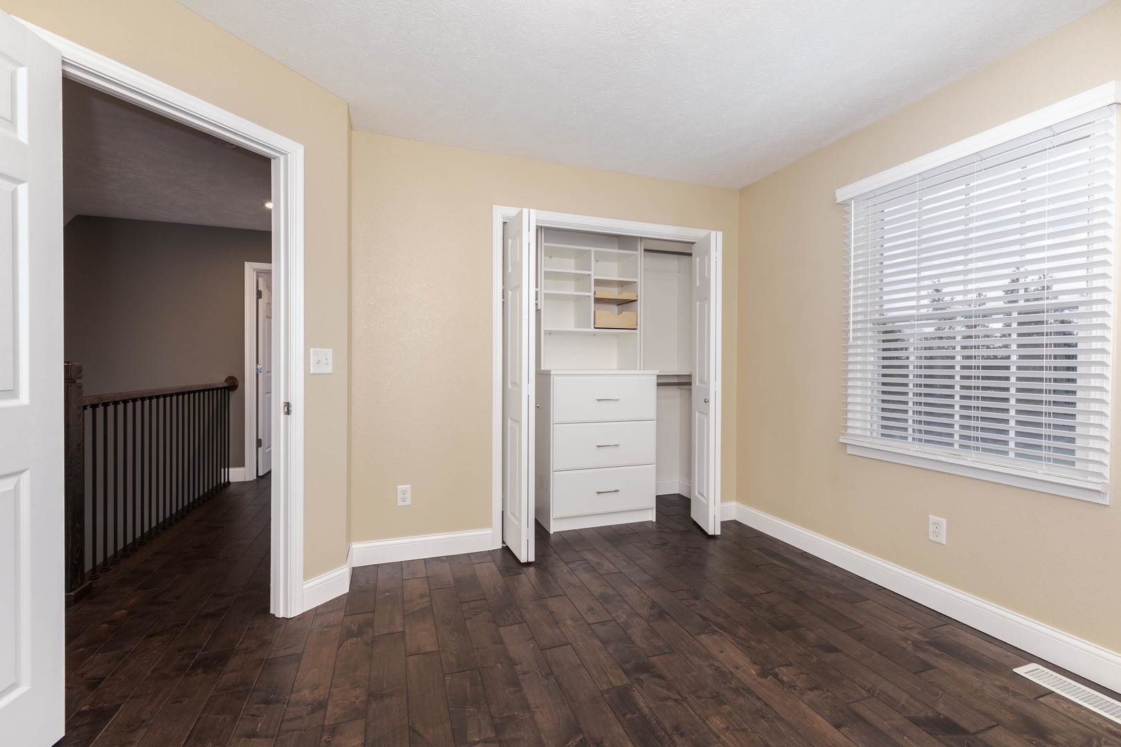 1510 Cashel Drive, Bloomington, IL 61704