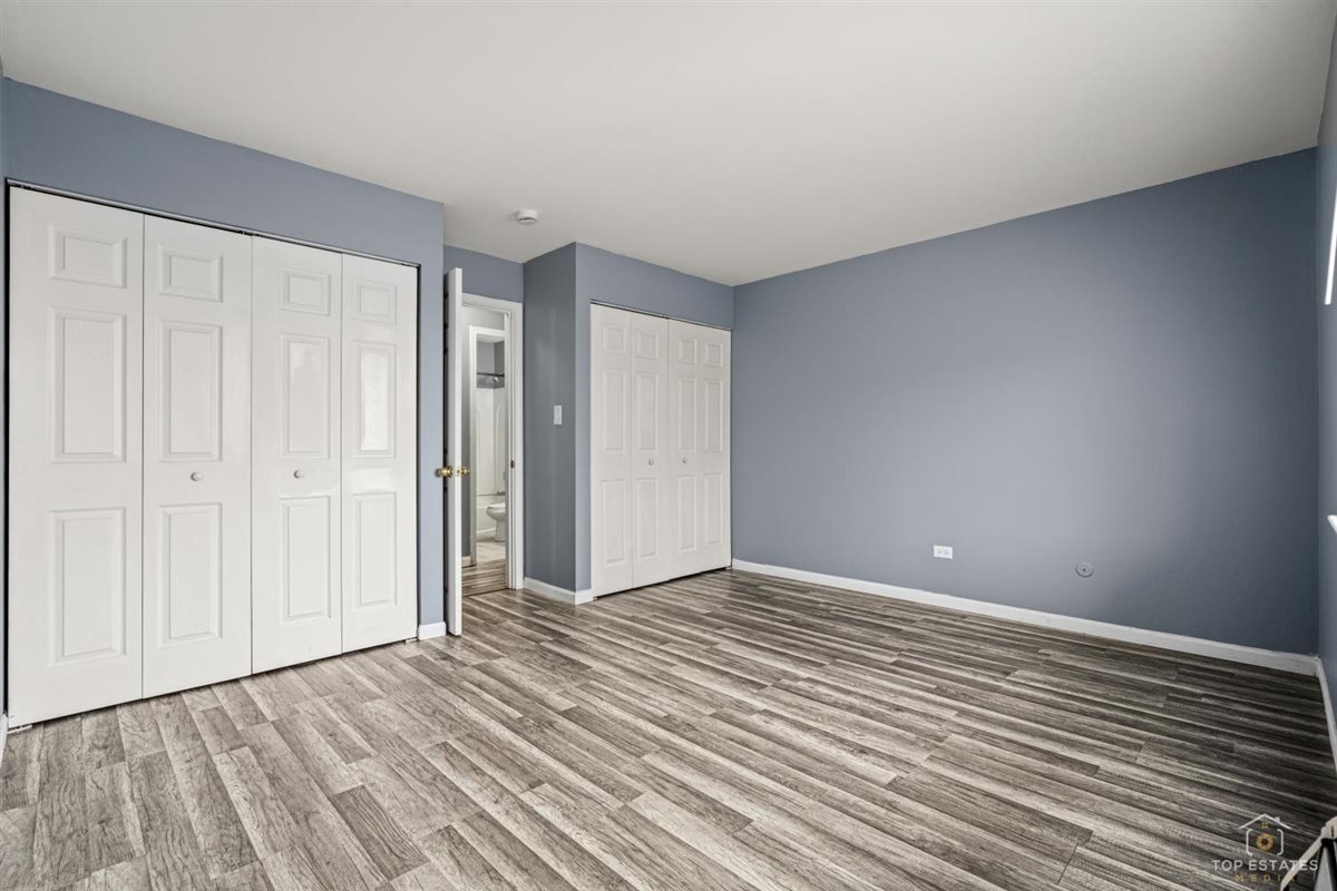 983 Crimson Court #2-206, Prospect Heights, IL 60070