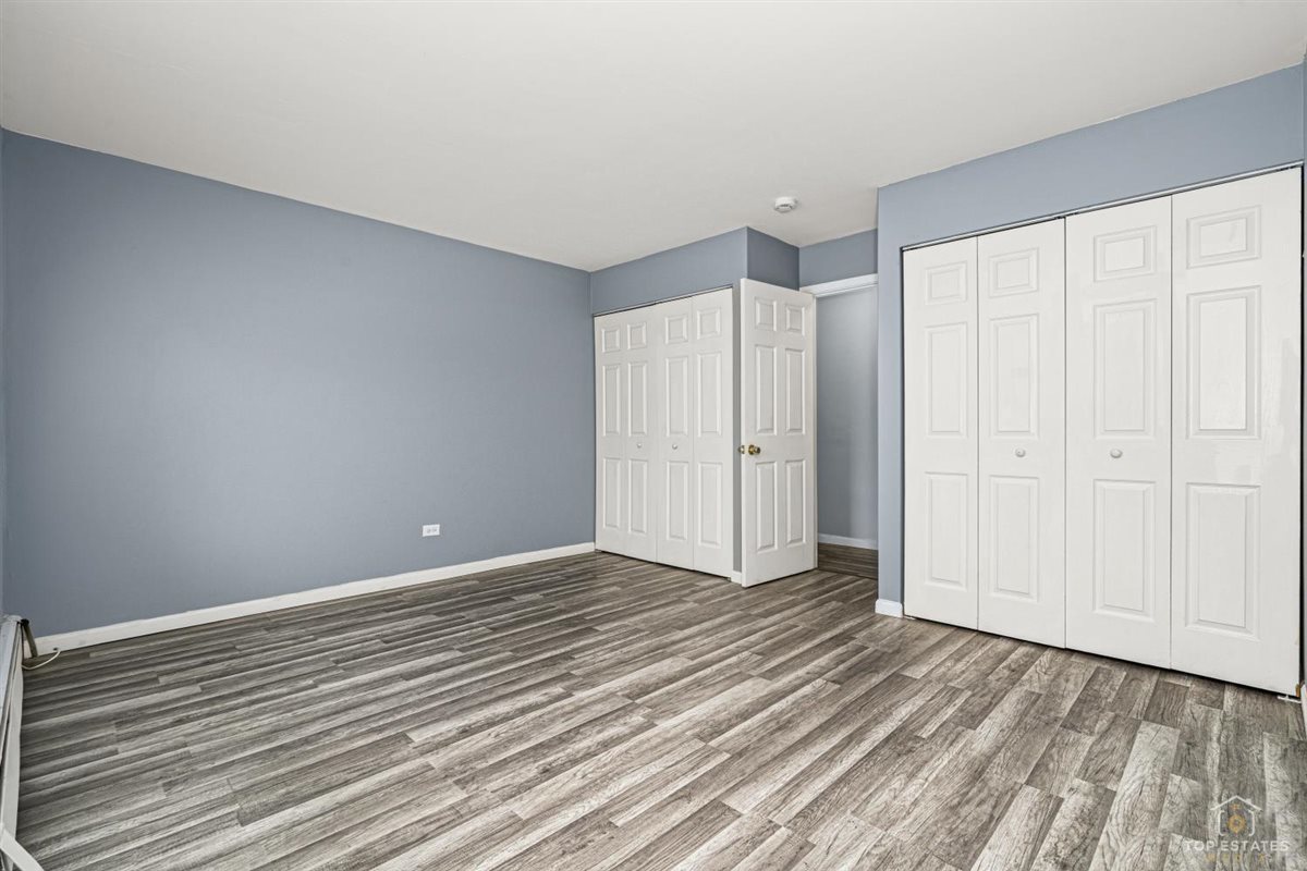 983 Crimson Court #2-206, Prospect Heights, IL 60070