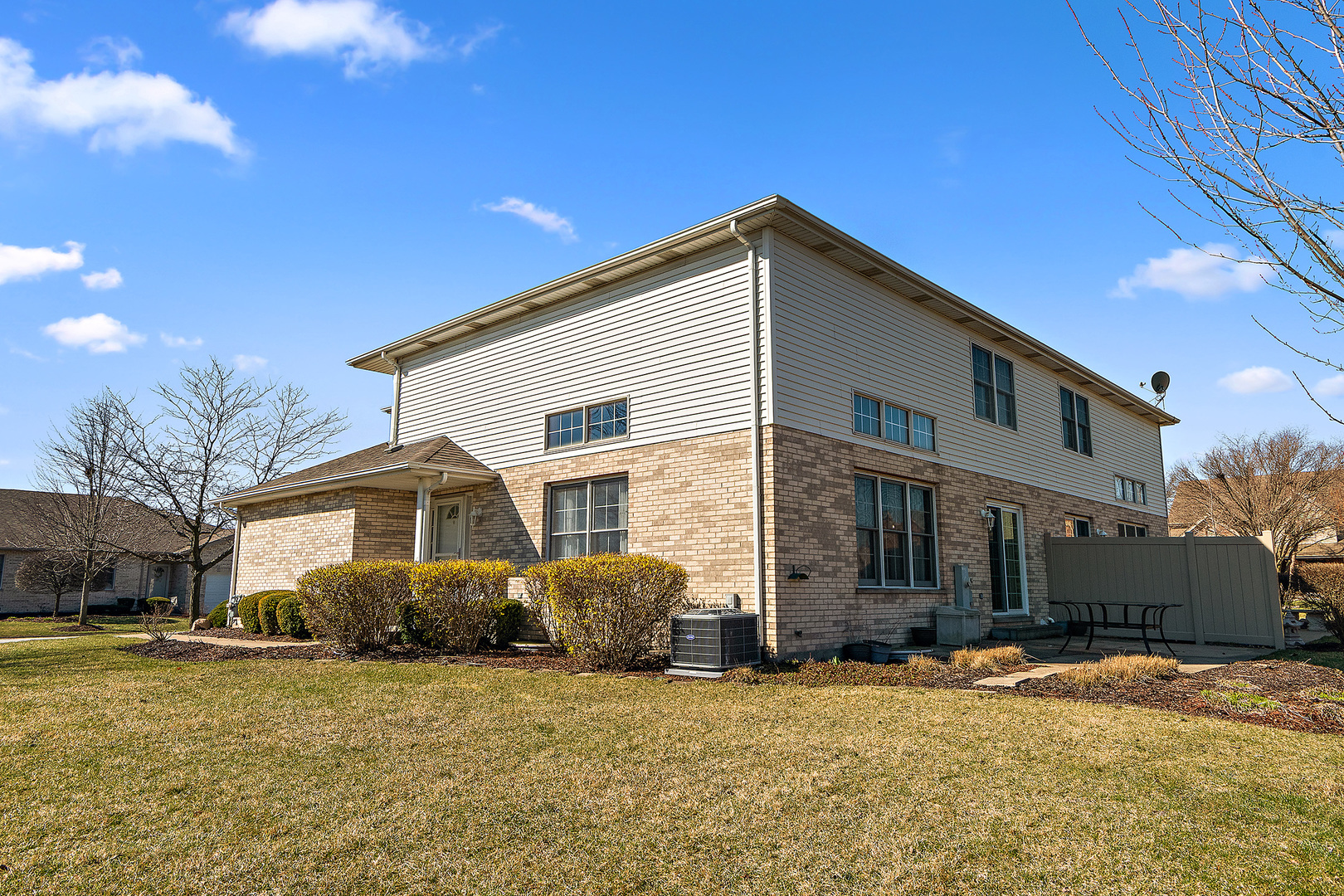8828 Clifton Way, Mokena, IL 60448