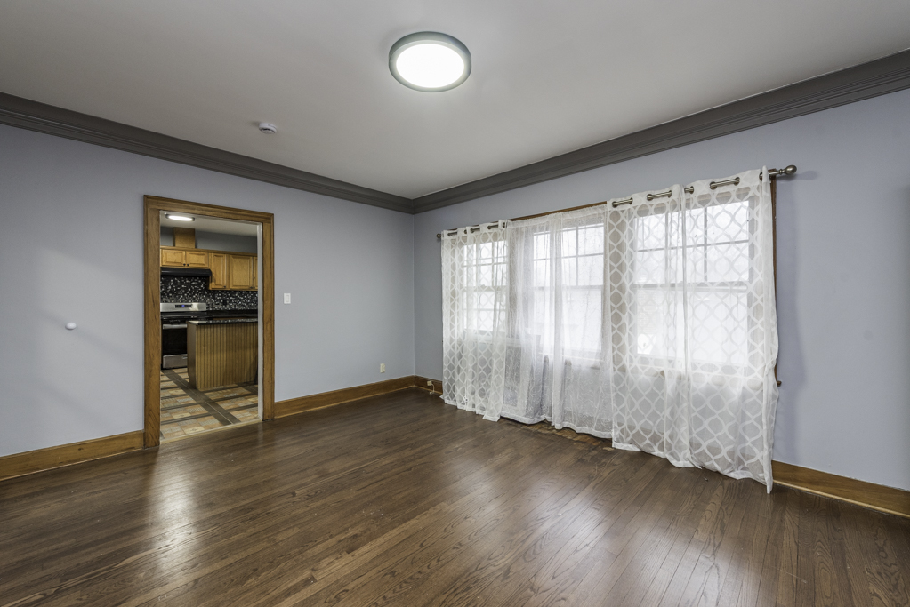 415 W Ridgeland Avenue #2, Waukegan, IL 60085