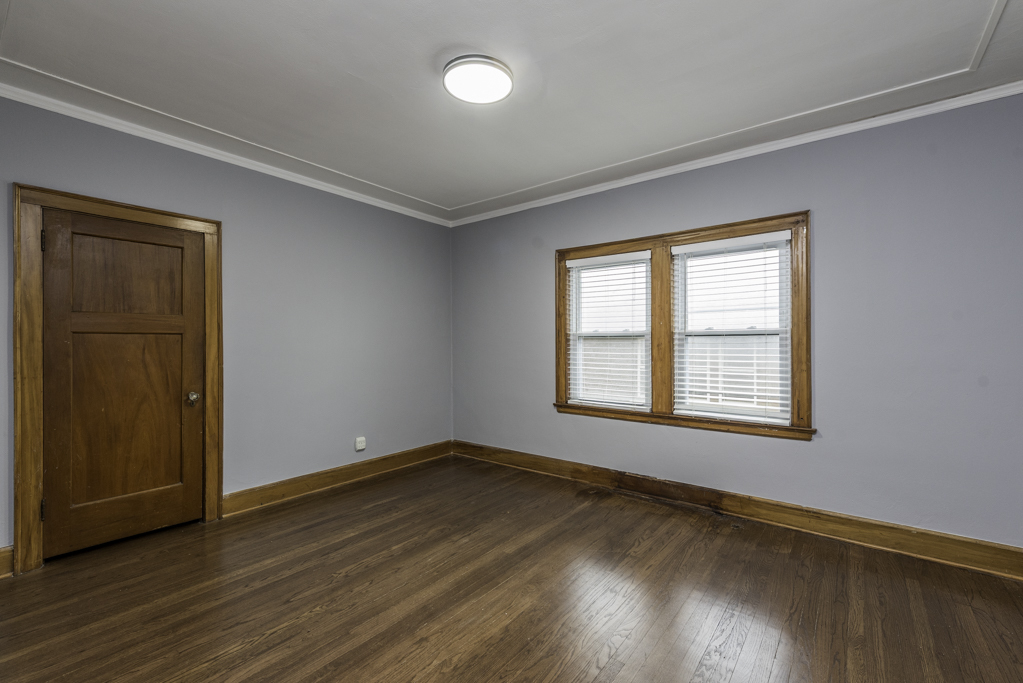 415 W Ridgeland Avenue #2, Waukegan, IL 60085