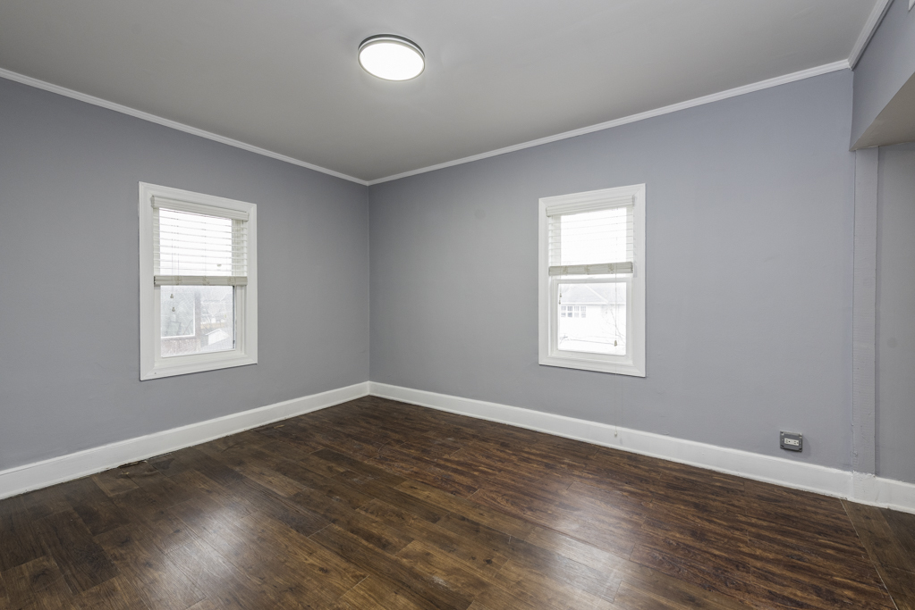 415 W Ridgeland Avenue #2, Waukegan, IL 60085