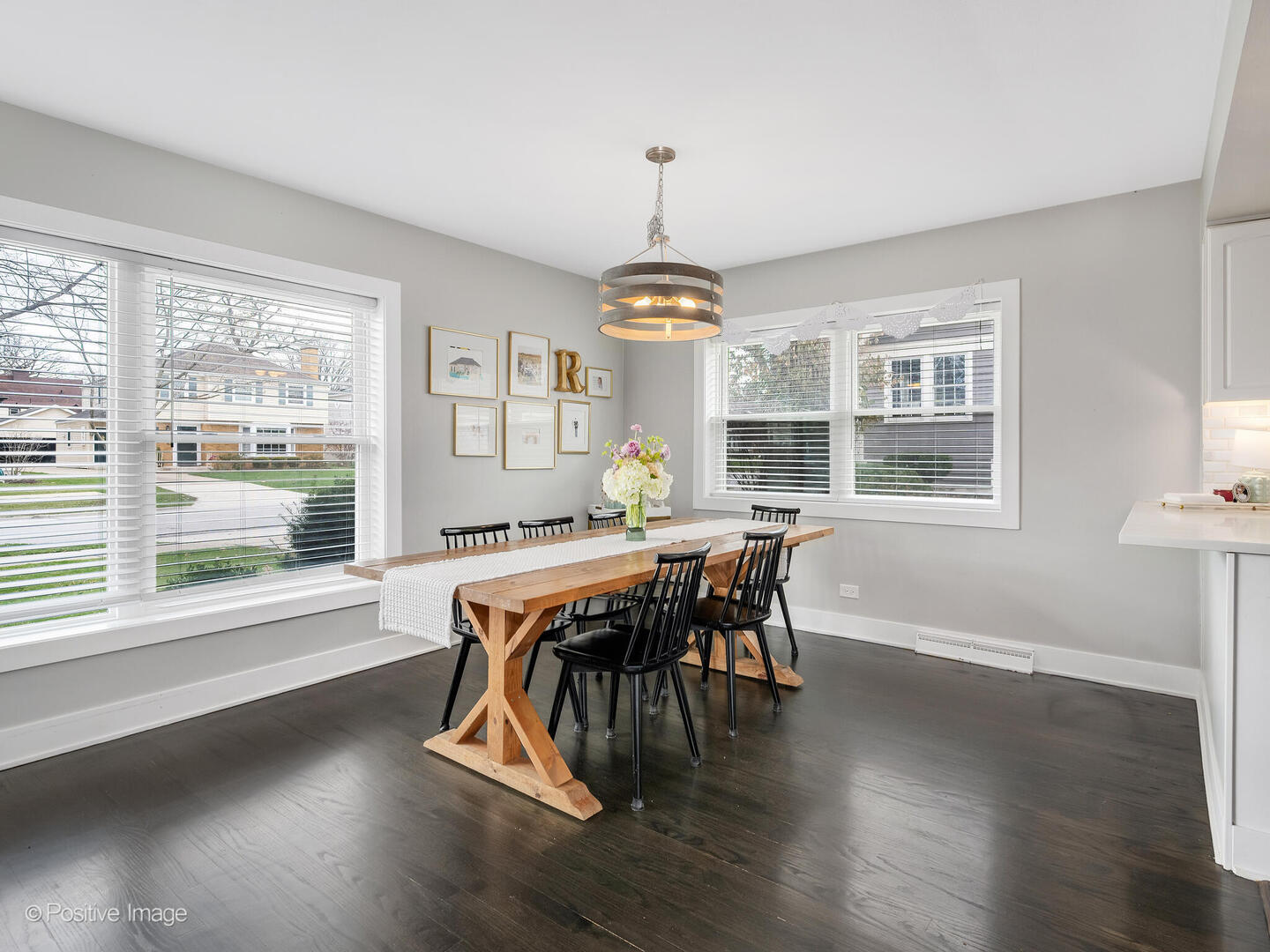 822 N Waiola Avenue, La Grange Park, IL 60526