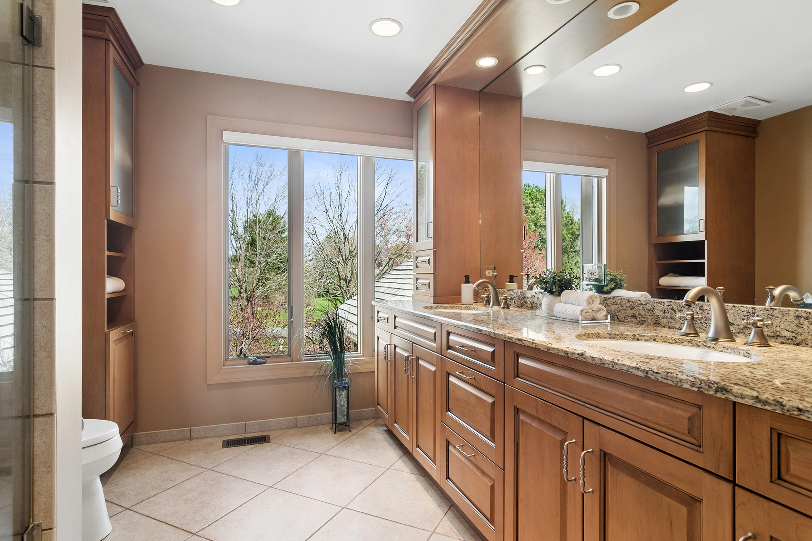 1362 Gettysburg Road, Long Grove, IL 60047