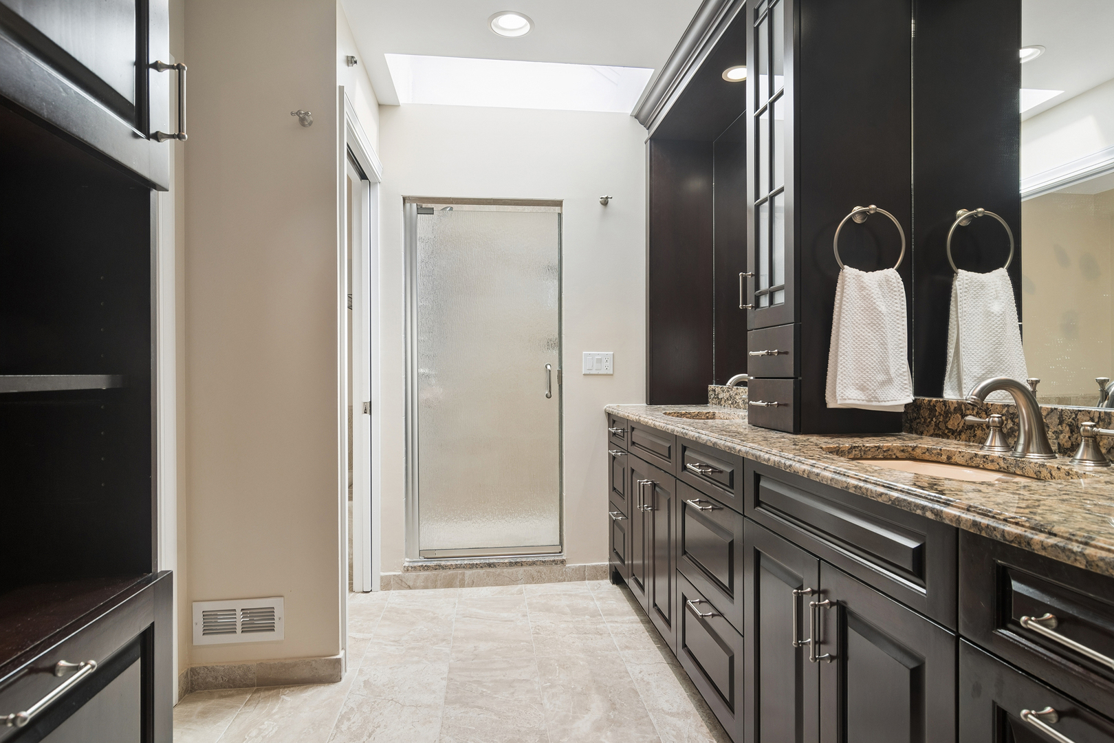 1362 Gettysburg Road, Long Grove, IL 60047