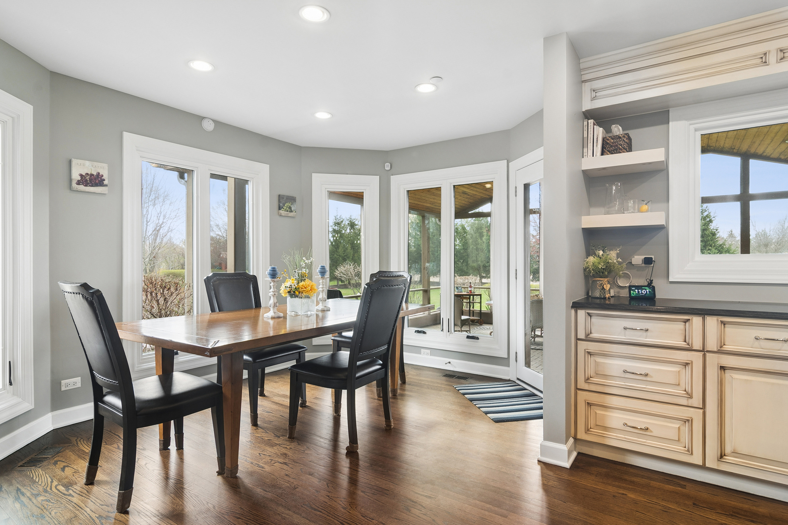 1362 Gettysburg Road, Long Grove, IL 60047