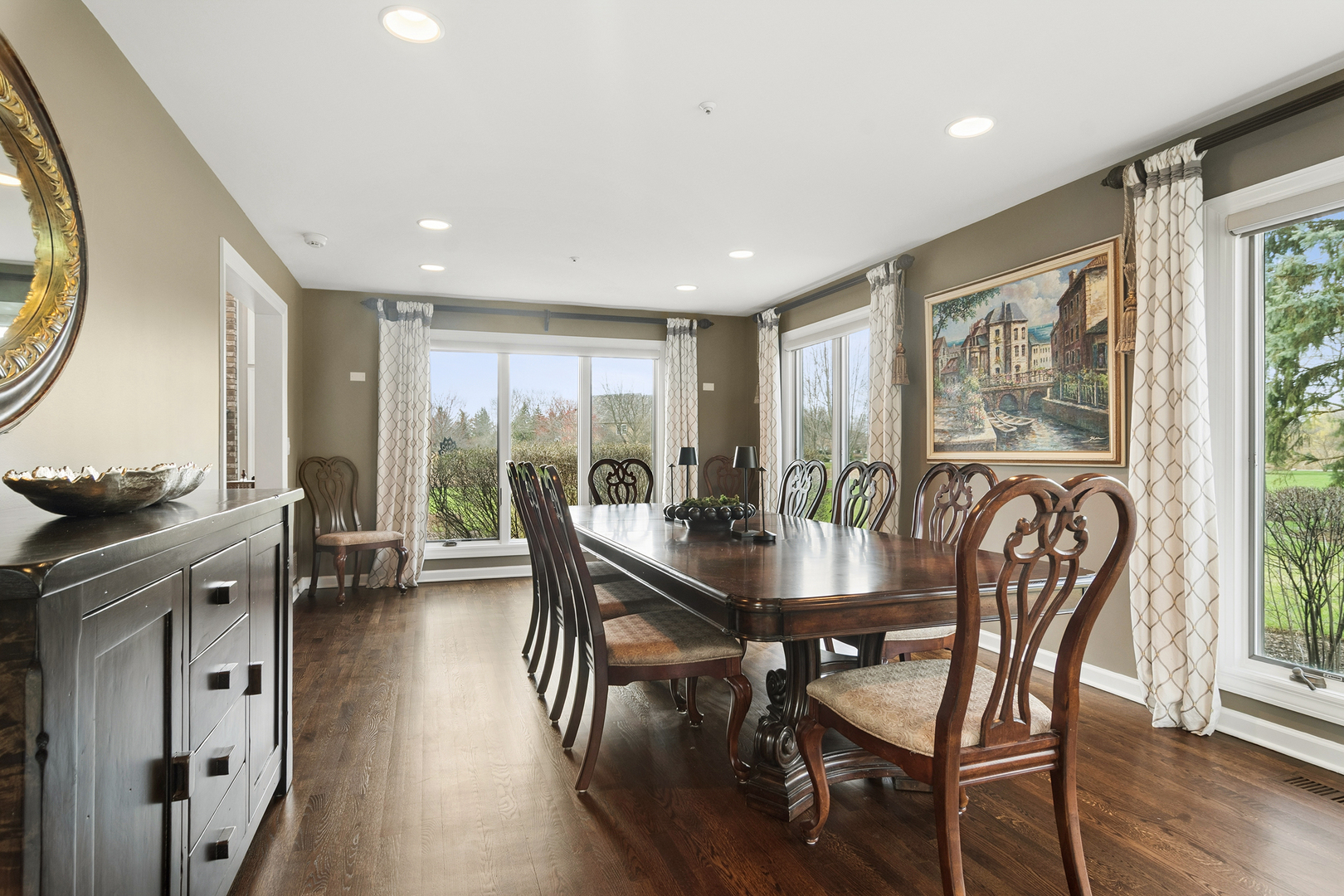 1362 Gettysburg Road, Long Grove, IL 60047