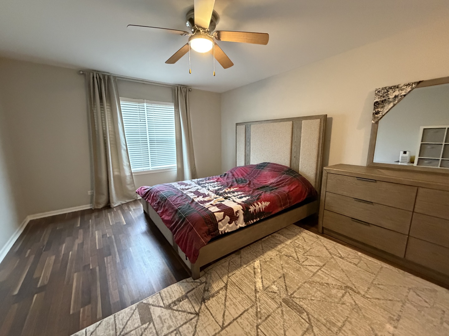 385 MCGRATH Drive, Oswego, IL 60543