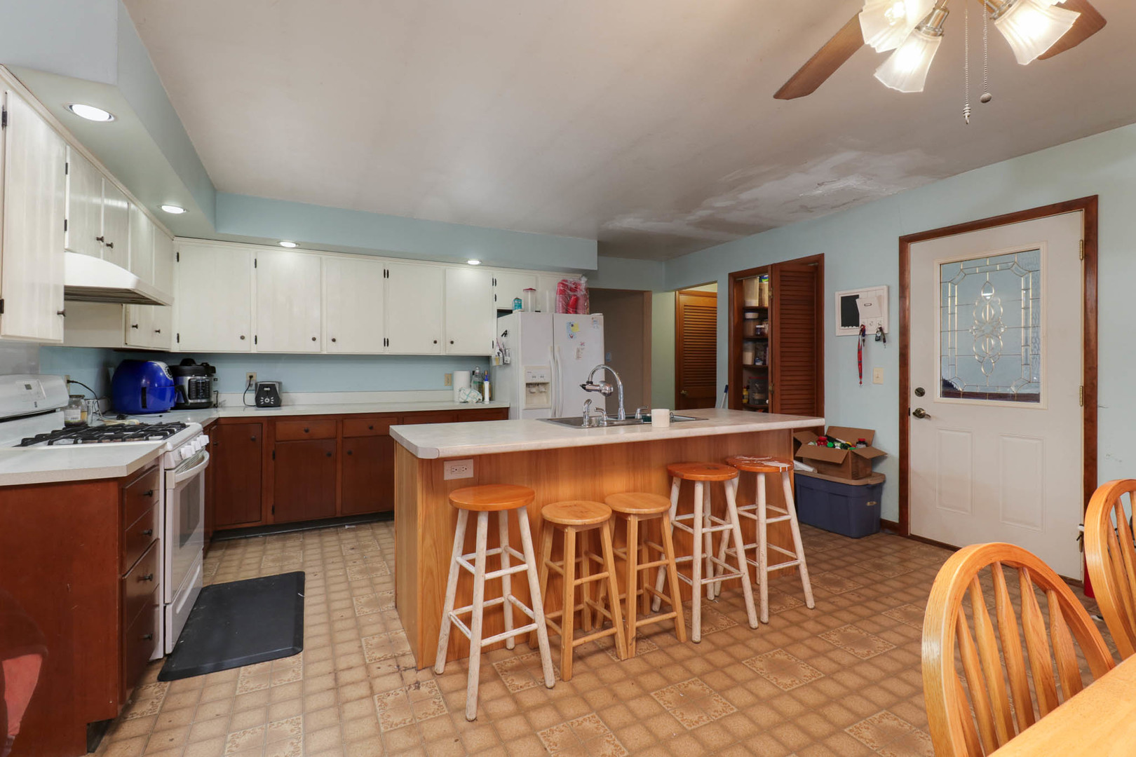 107 E Gridley Road, Gridley, IL 61744