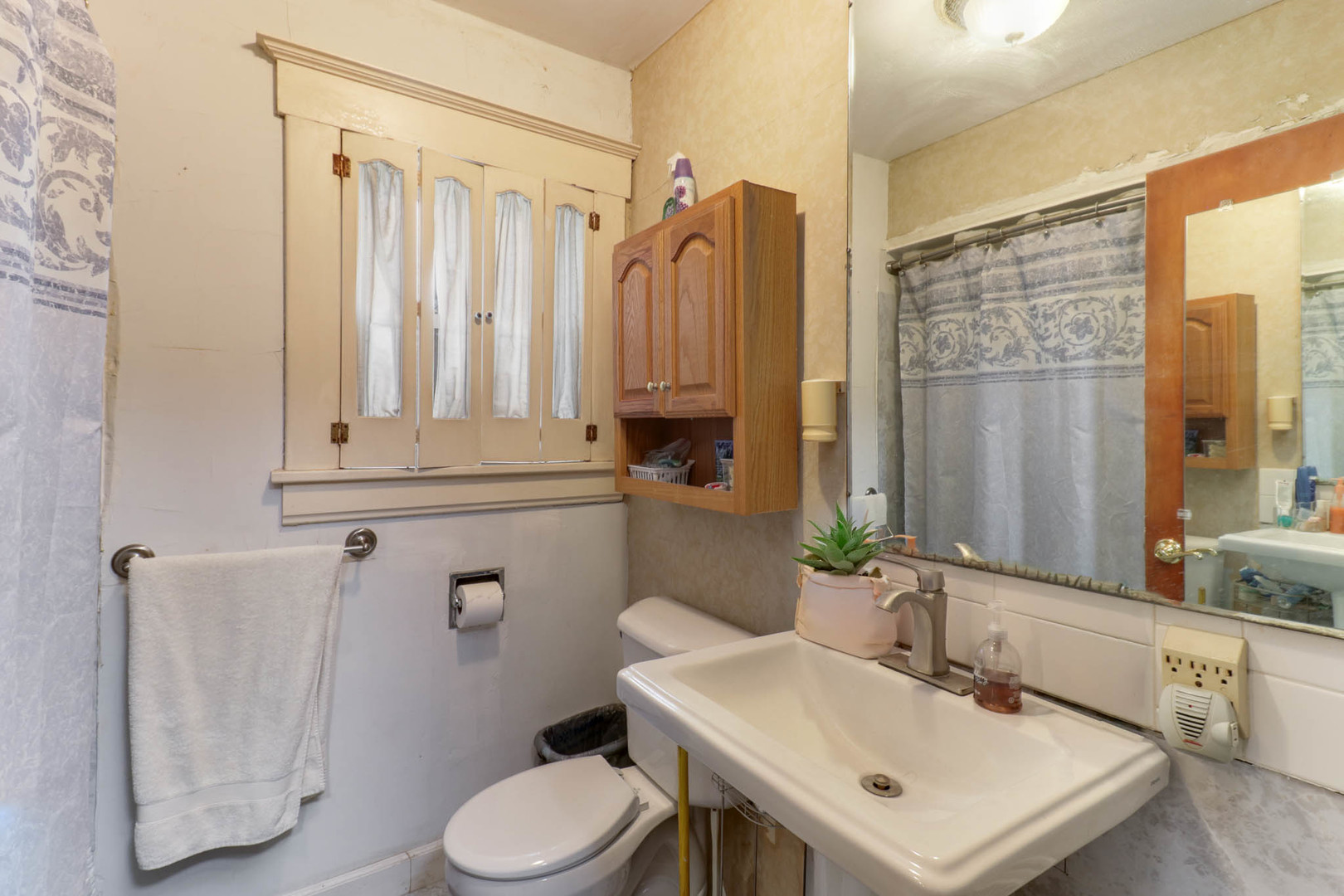 107 E Gridley Road, Gridley, IL 61744