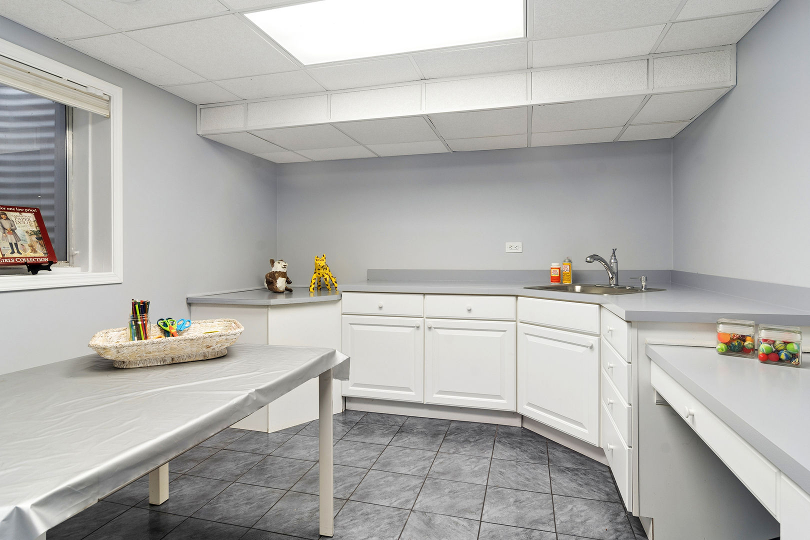 2248 Avalon Drive, Buffalo Grove, IL 60089