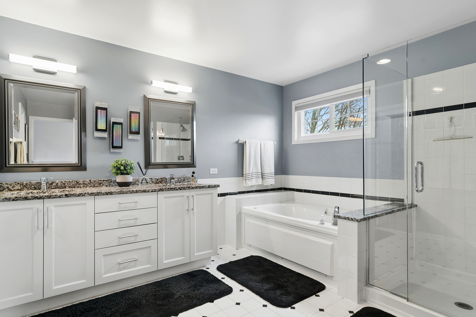 2248 Avalon Drive, Buffalo Grove, IL 60089