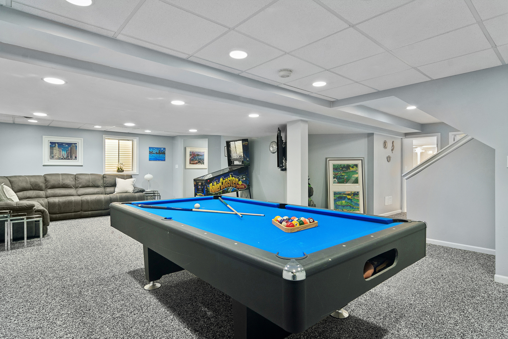 2248 Avalon Drive, Buffalo Grove, IL 60089